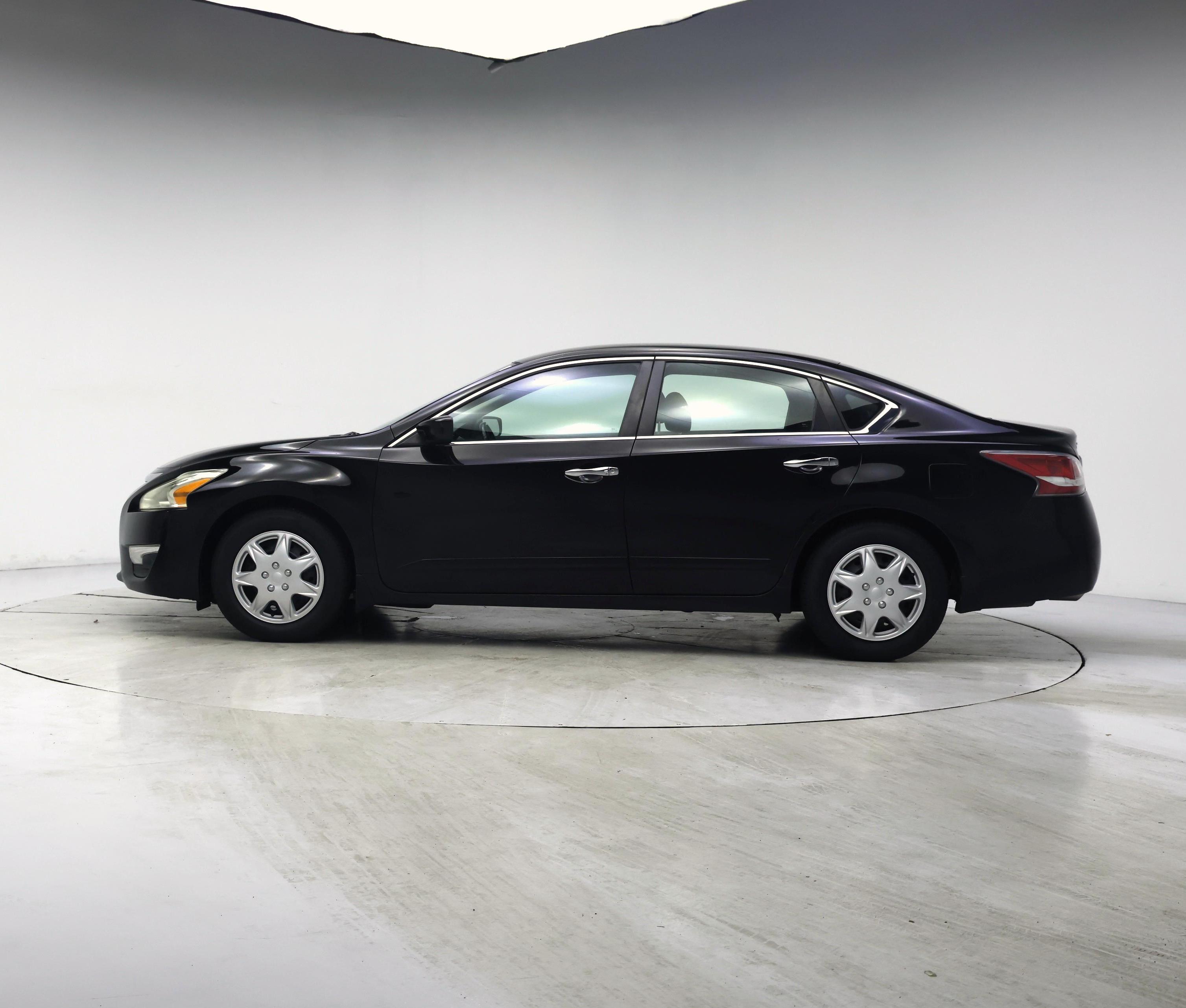 Thumbnail: 2015 Nissan Altima - 3