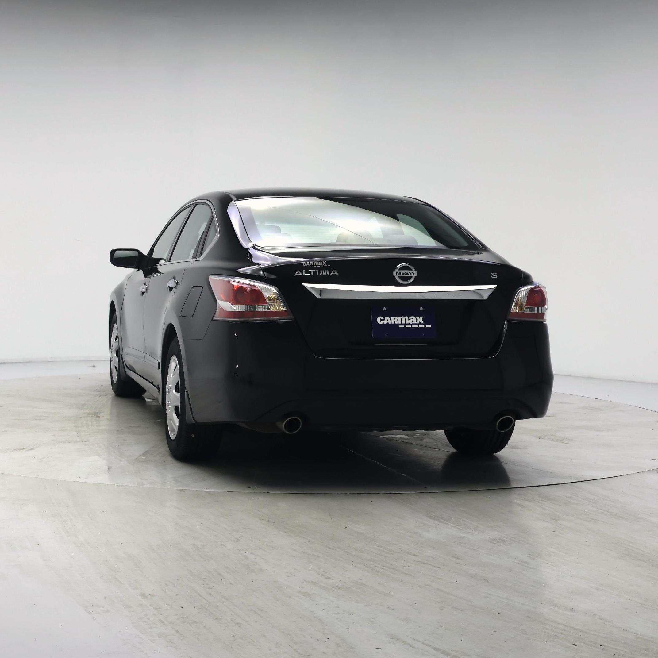 Thumbnail: 2015 Nissan Altima - 6