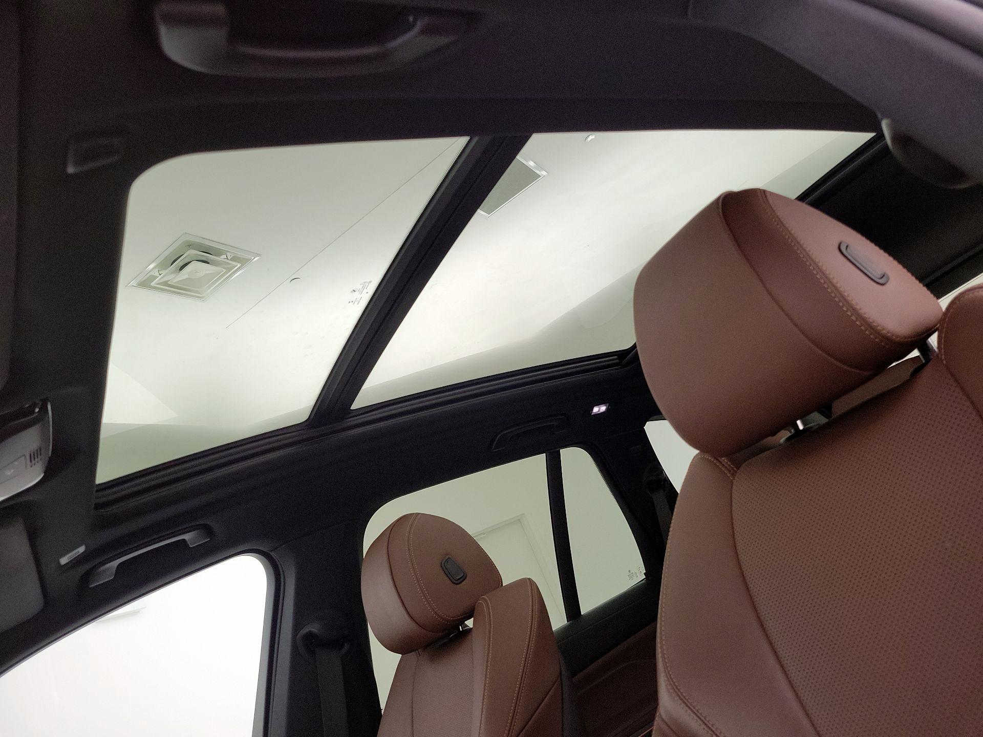 Thumbnail: 2019 BMW X5 - 19
