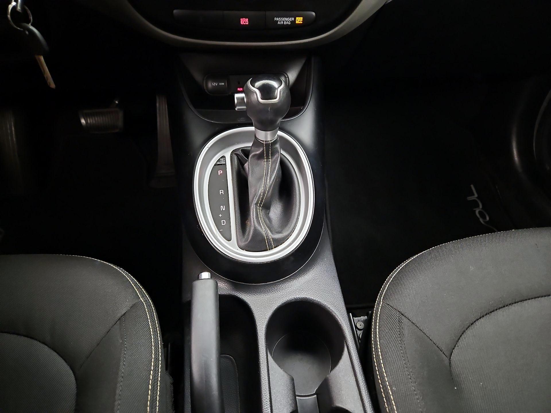 Thumbnail: 2015 Kia Soul - 16