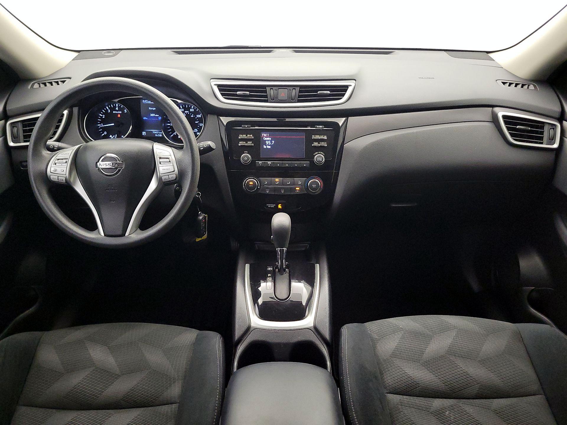 Thumbnail: 2015 Nissan Rogue - 9