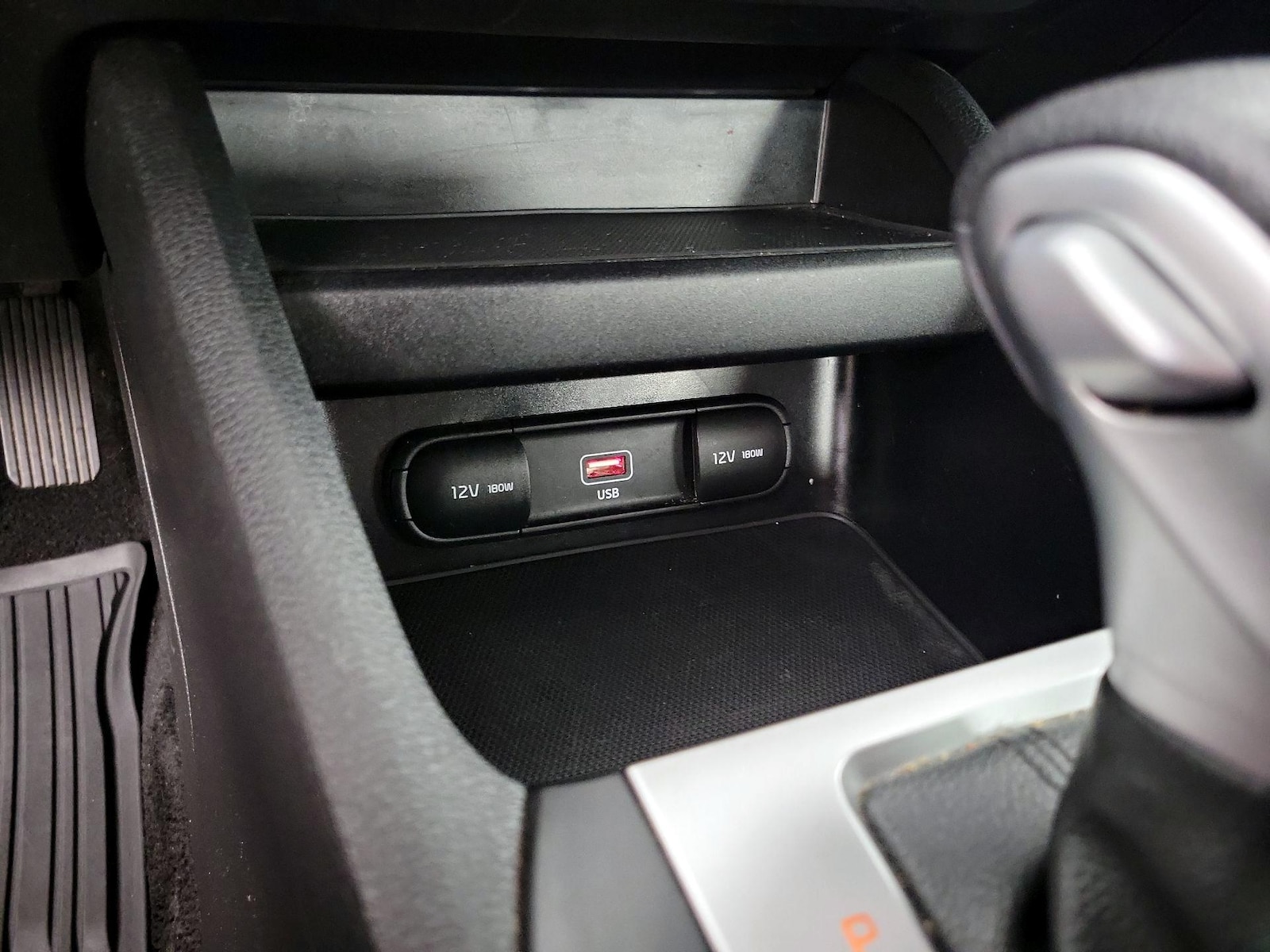 2023 Kia Forte LXS - Photo 19