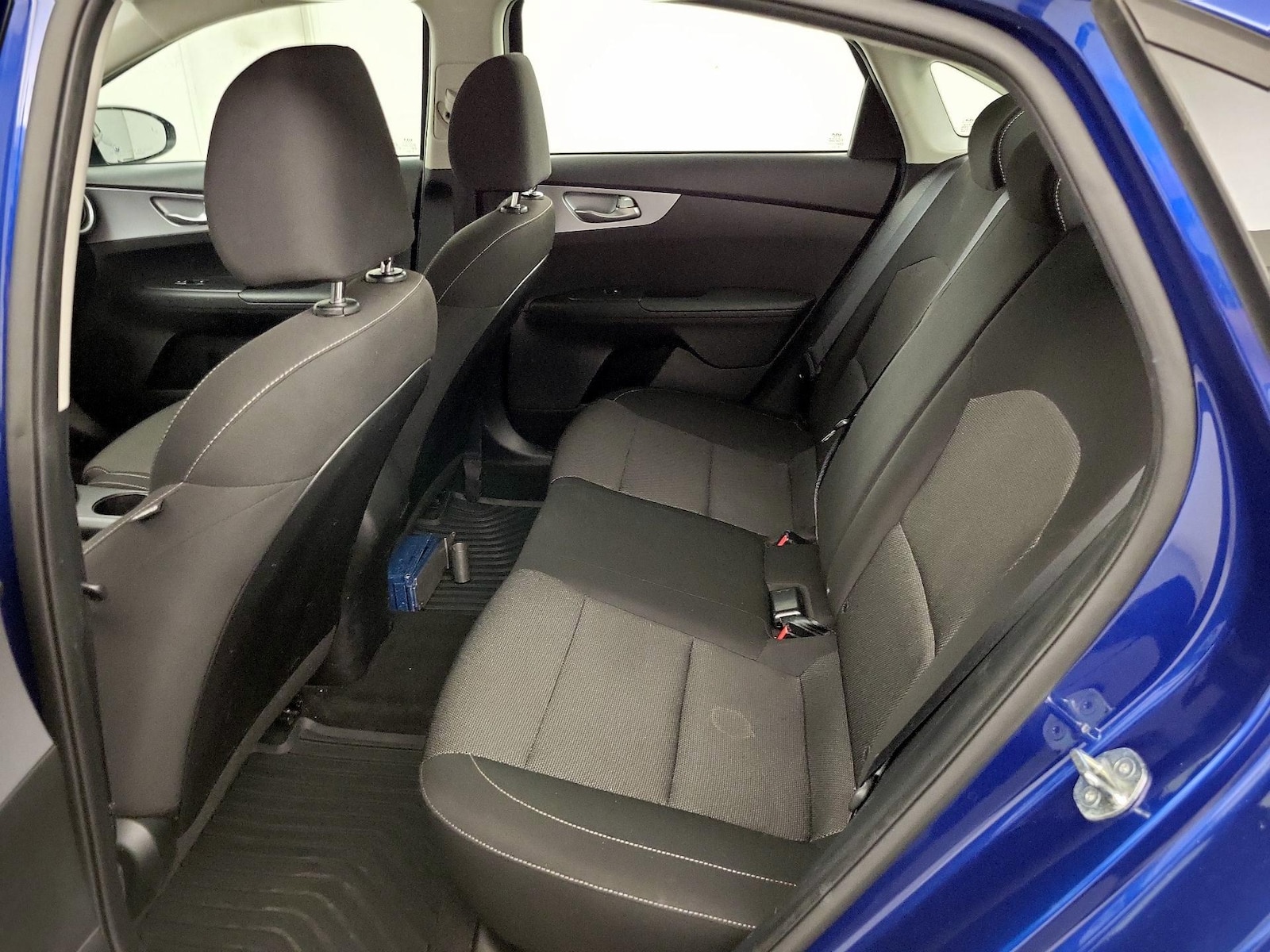 2023 Kia Forte LXS - Photo 20