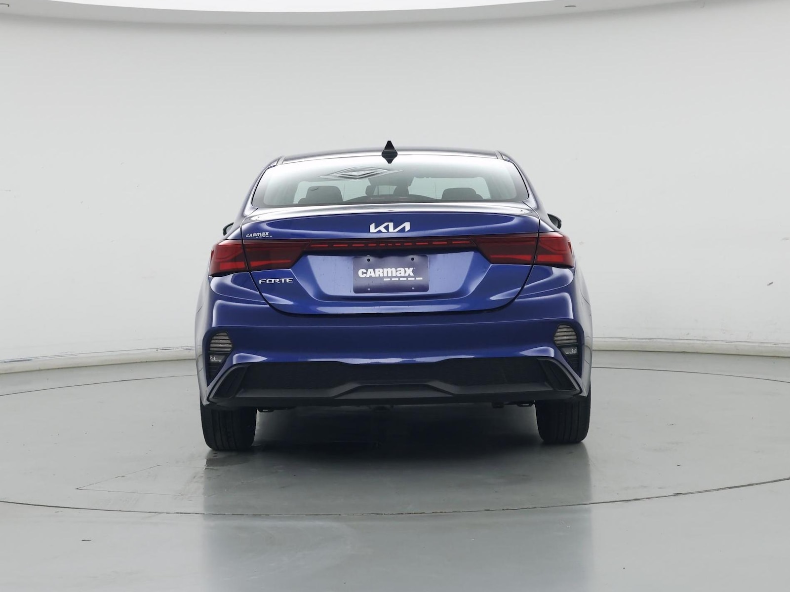 2023 Kia Forte LXS - Photo 7
