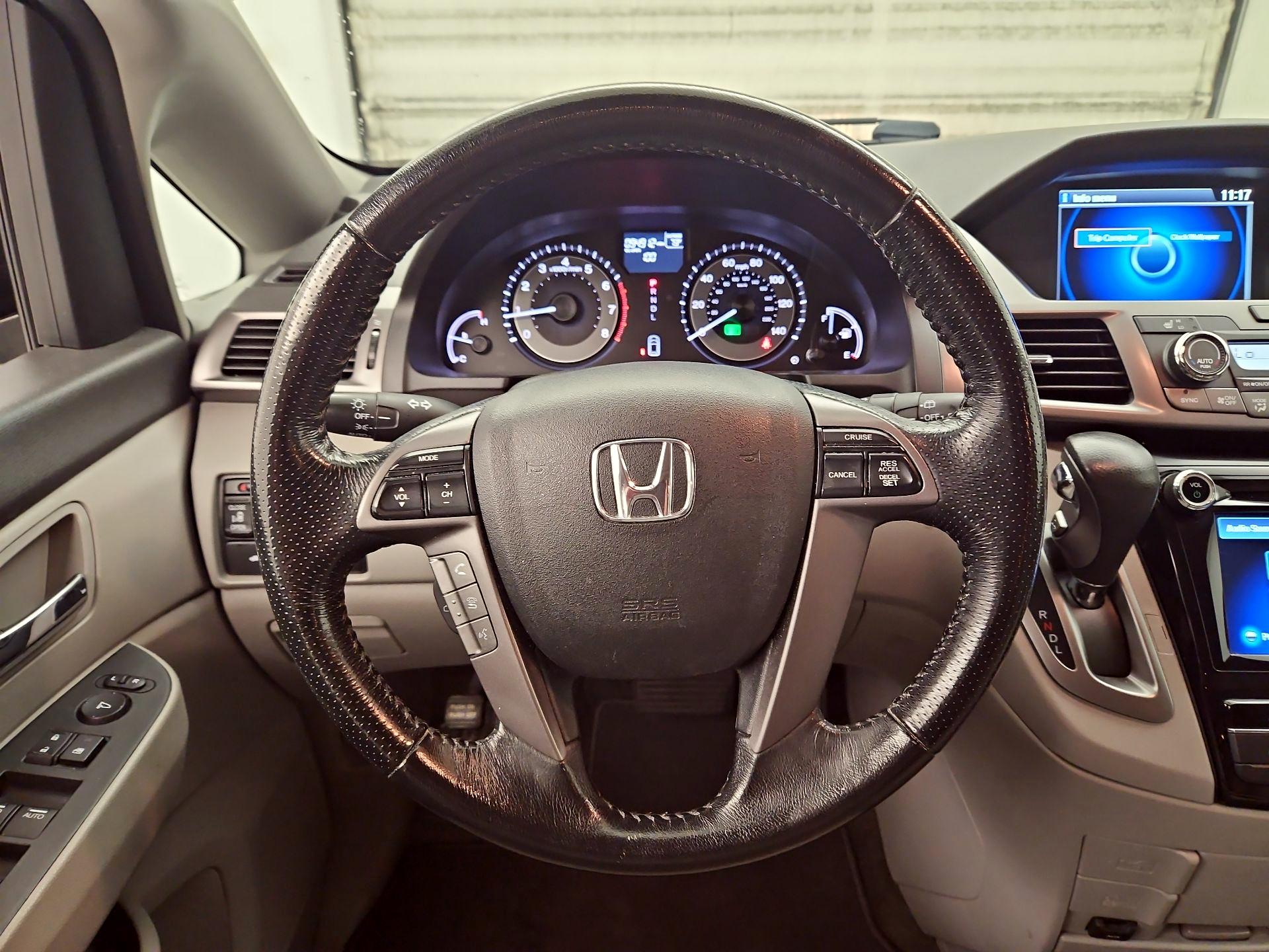 Thumbnail: 2015 Honda Odyssey - 10