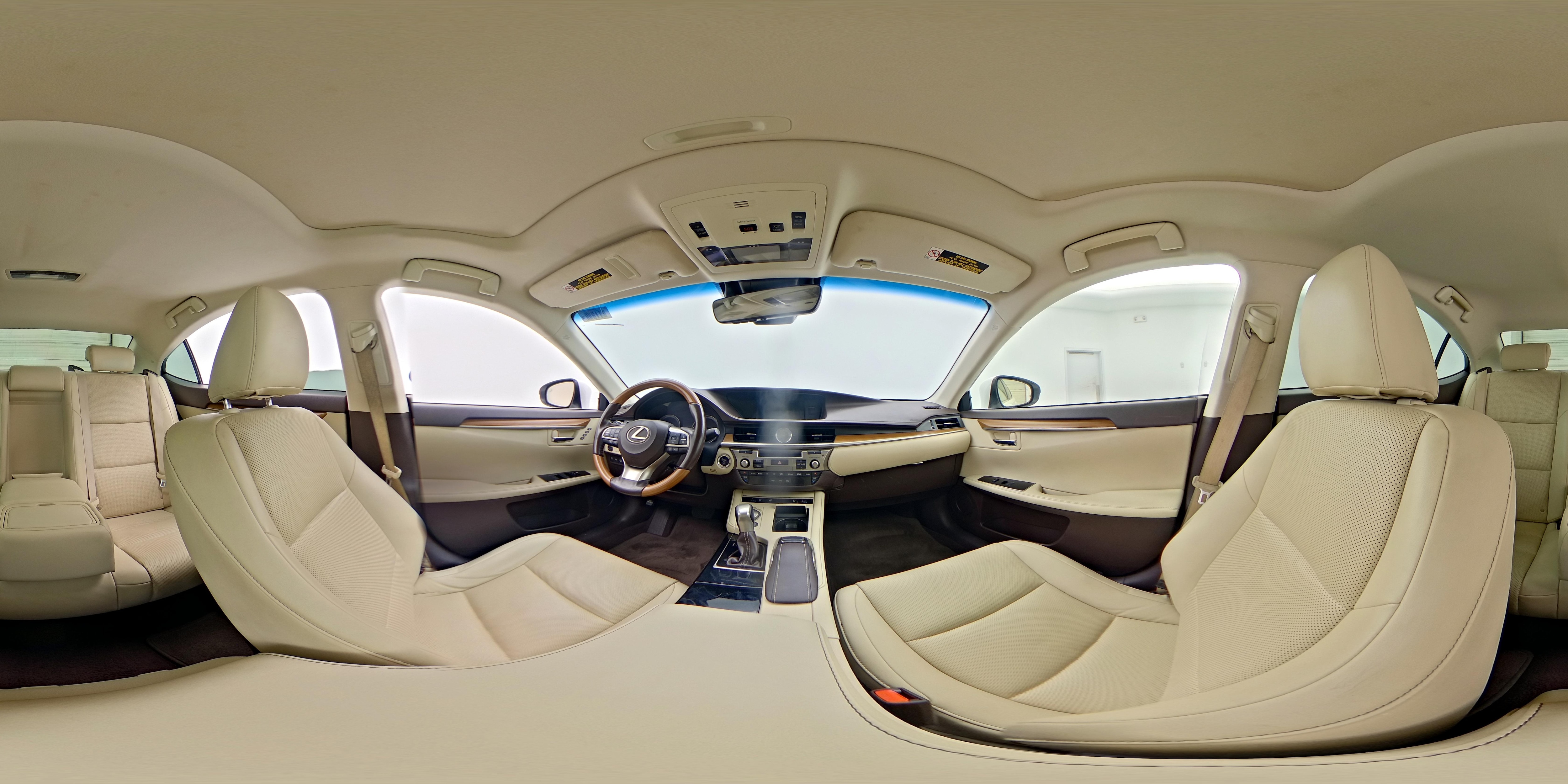 2016 Lexus ES 300h - Photo 25