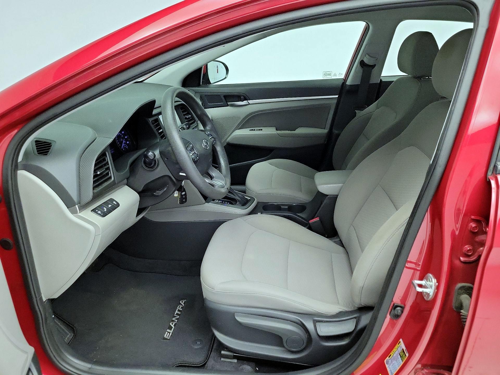 Thumbnail: 2020 Hyundai Elantra - 11