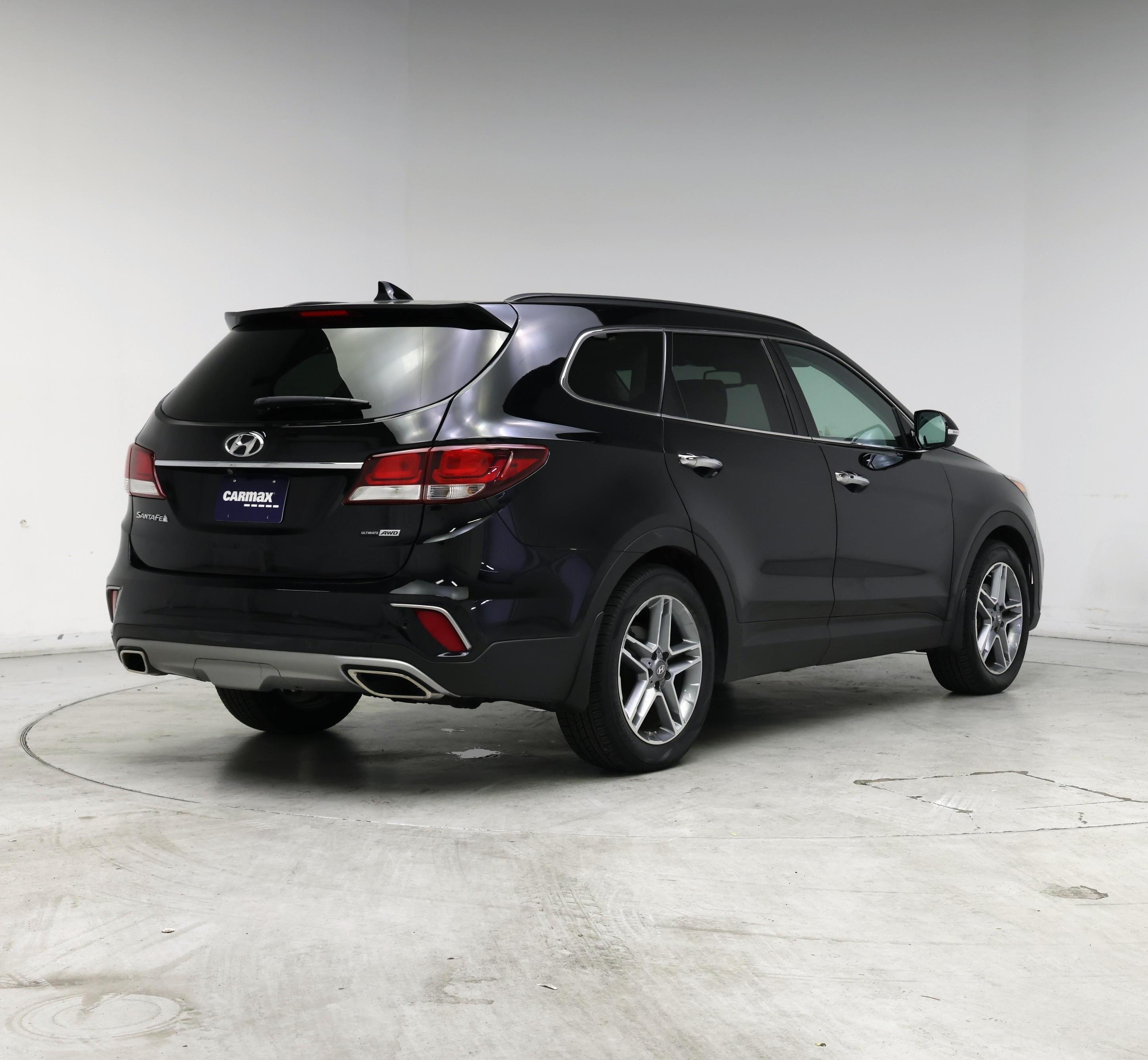 Thumbnail: 2017 Hyundai Santa Fe - 8