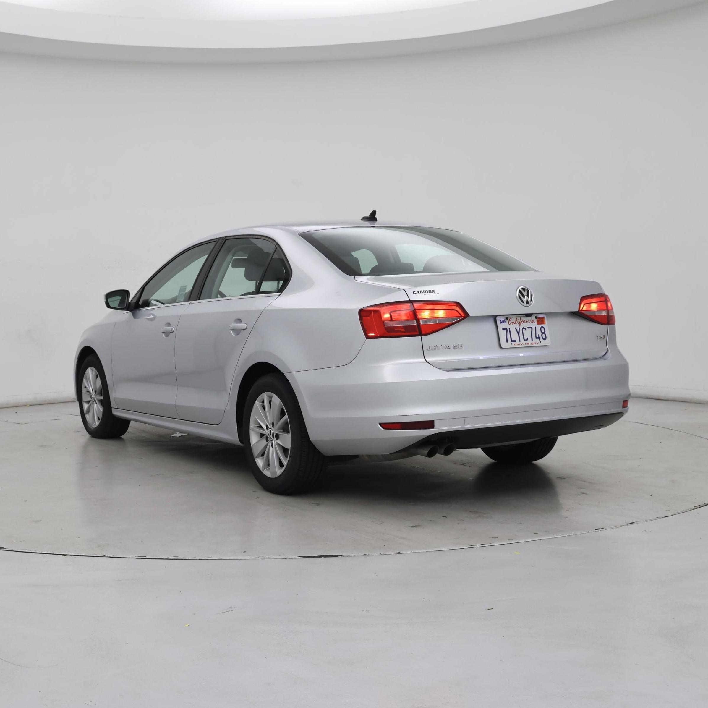 Thumbnail: 2015 Volkswagen Jetta - 2