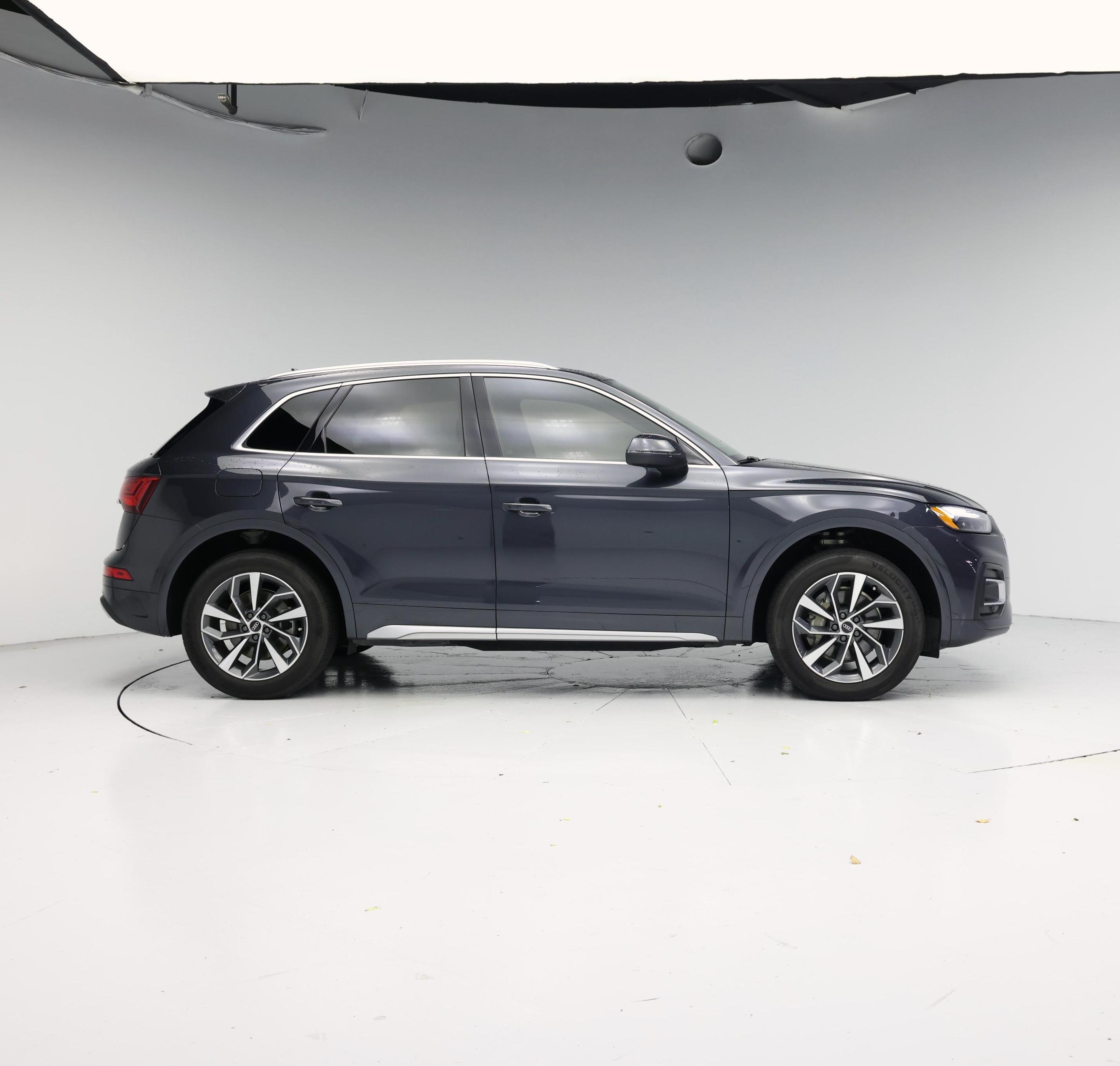 Thumbnail: 2021 Audi Q5 - 7