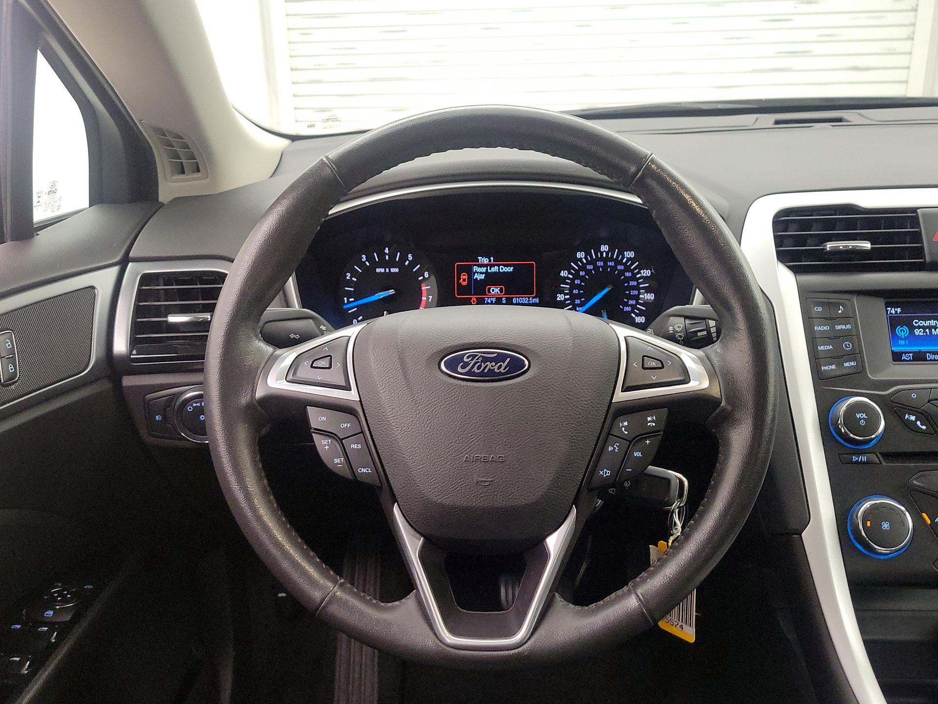 Thumbnail: 2014 Ford Fusion - 10