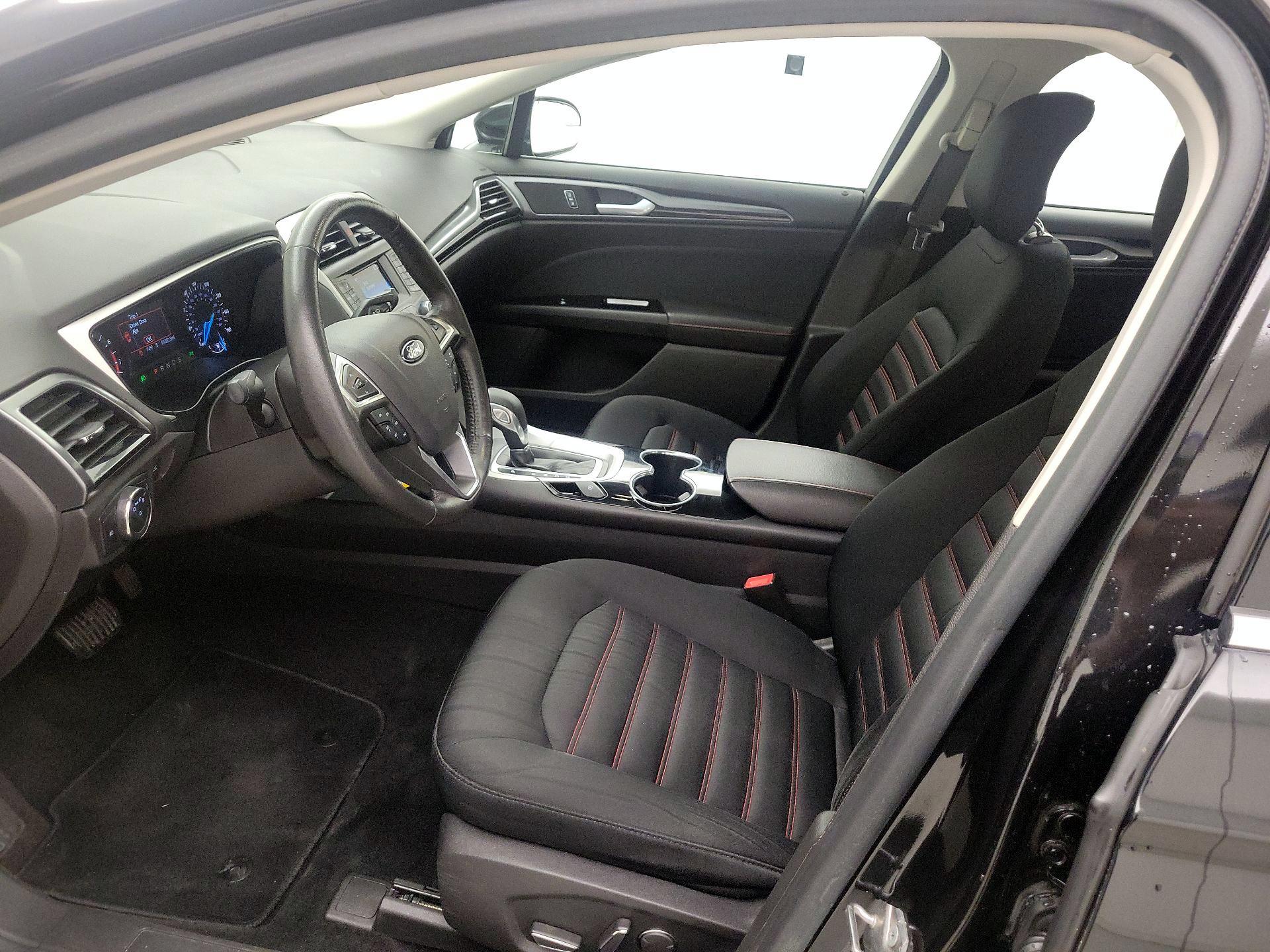 Thumbnail: 2014 Ford Fusion - 11
