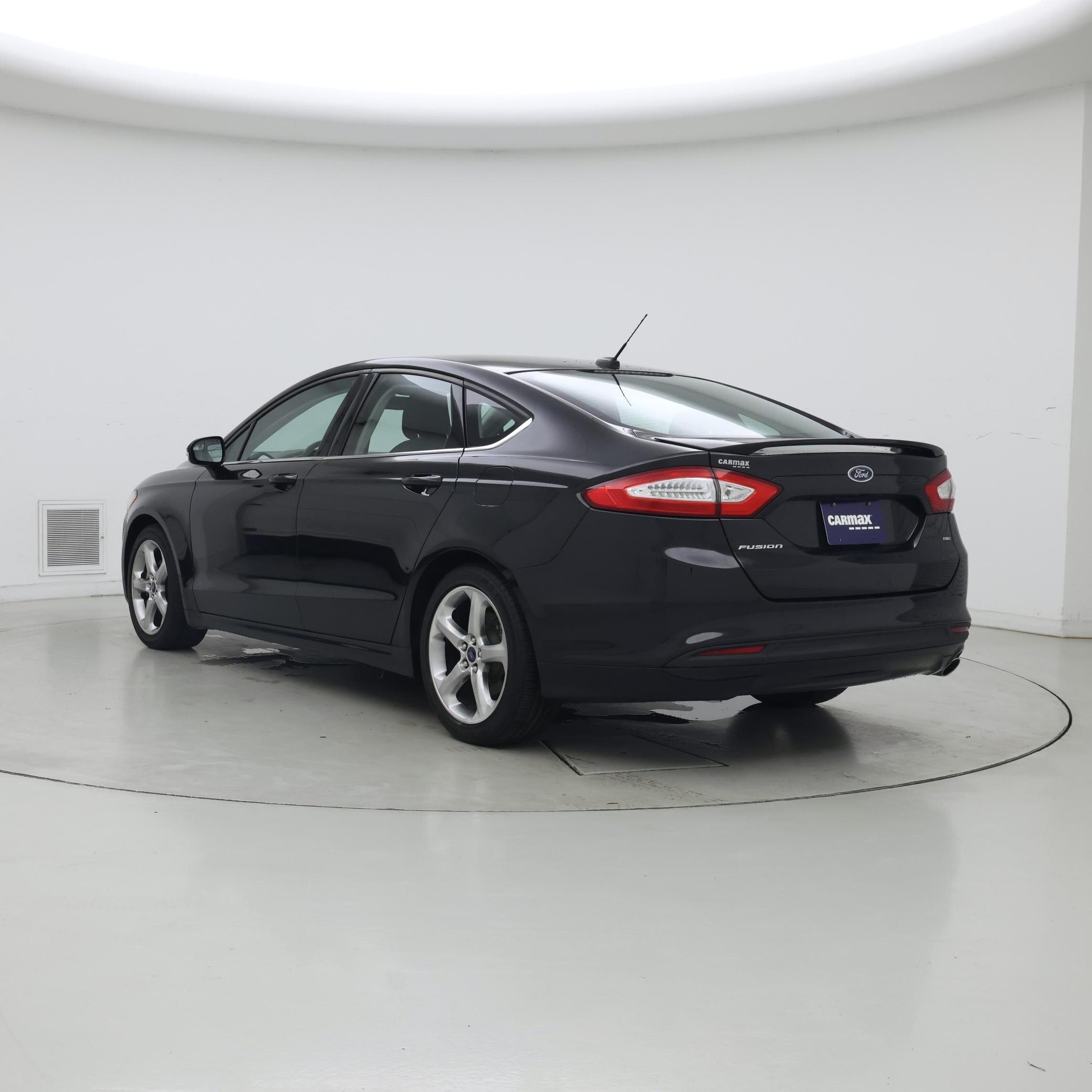 Thumbnail: 2014 Ford Fusion - 2