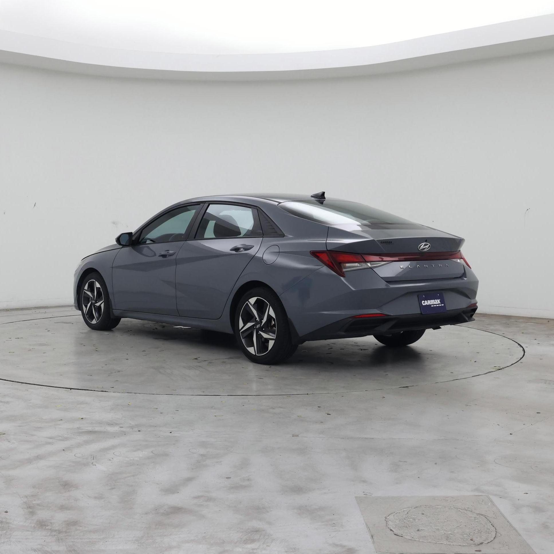 Thumbnail: 2023 Hyundai Elantra - 2