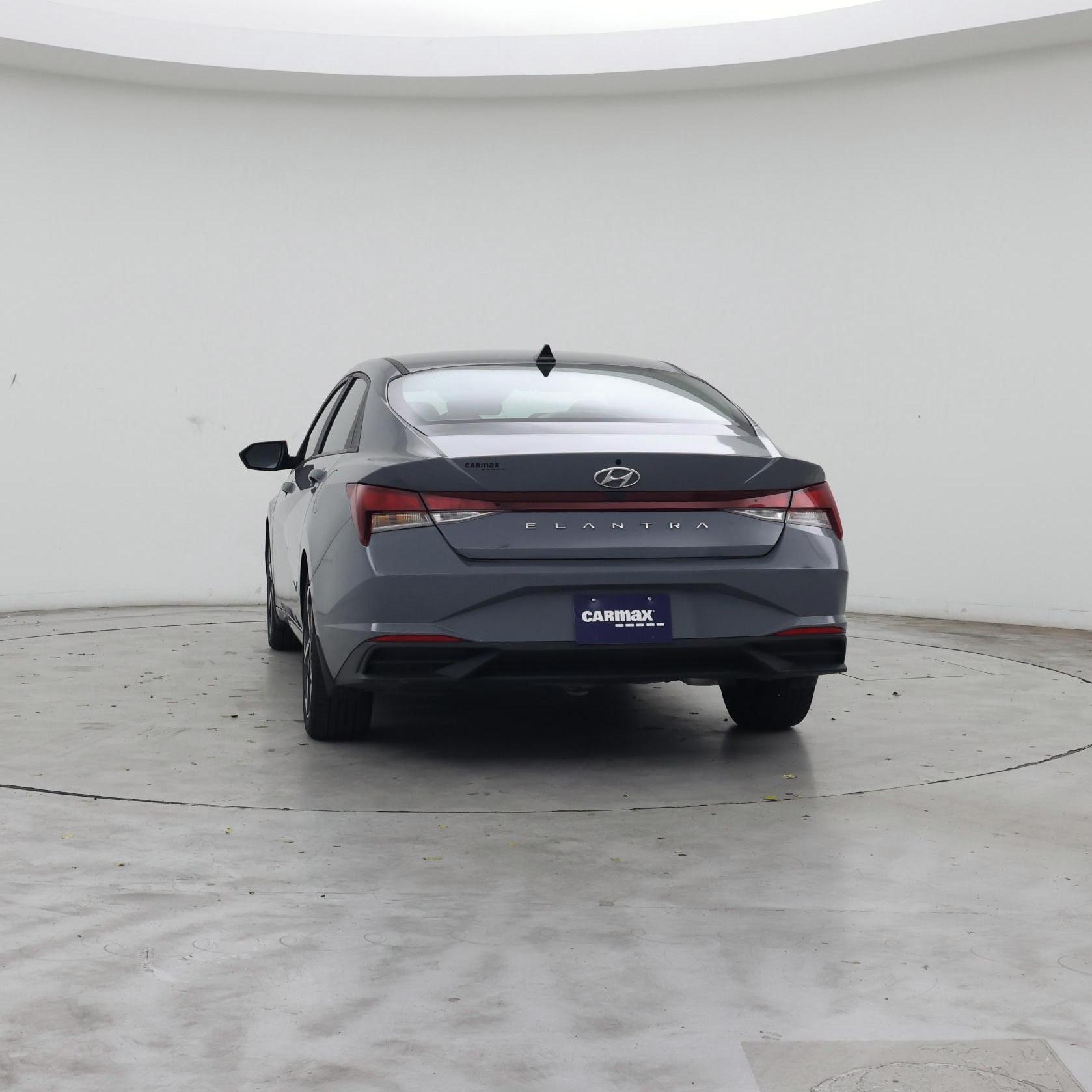 Thumbnail: 2023 Hyundai Elantra - 6