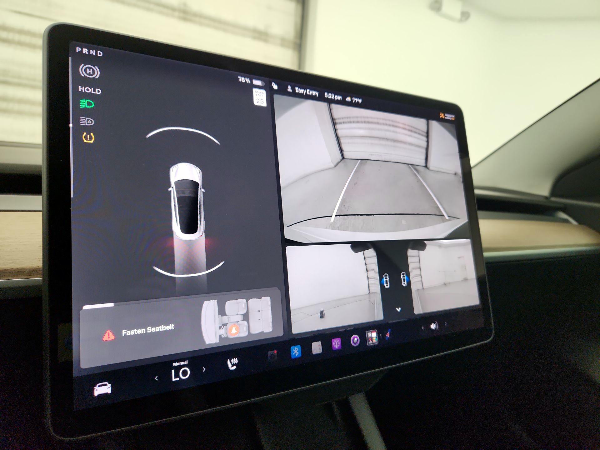 Thumbnail: 2021 Tesla Model 3 - 14