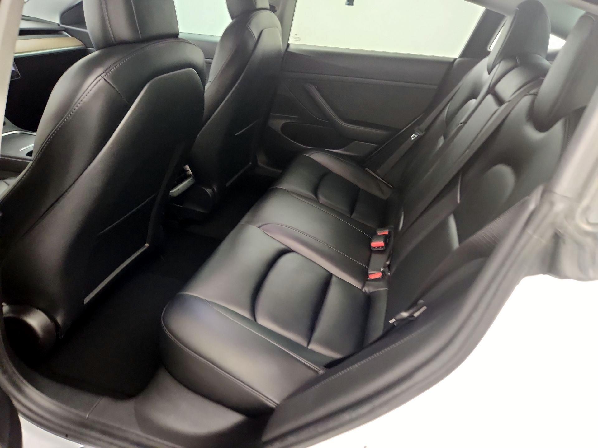 Thumbnail: 2021 Tesla Model 3 - 18