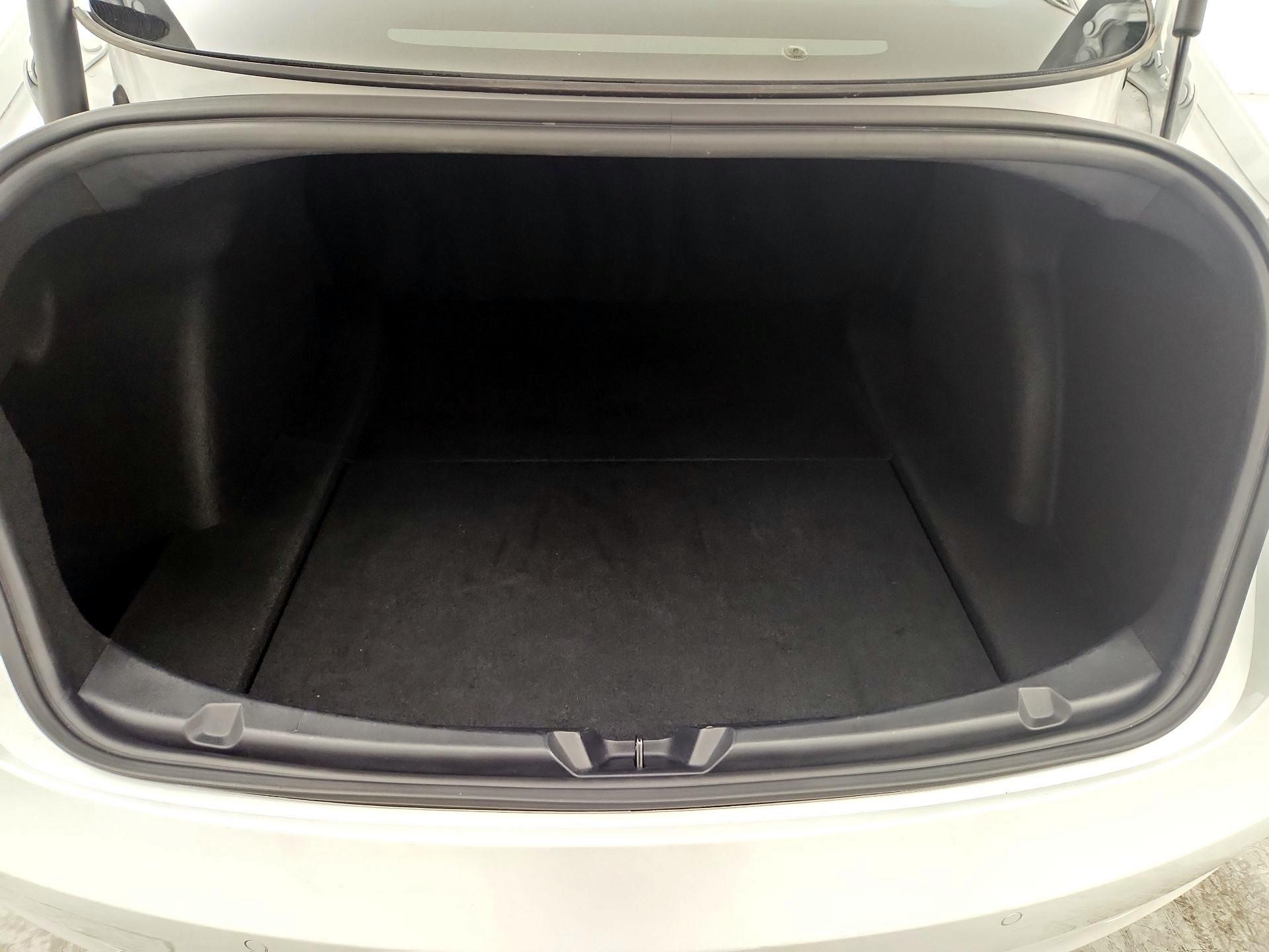 Thumbnail: 2021 Tesla Model 3 - 19