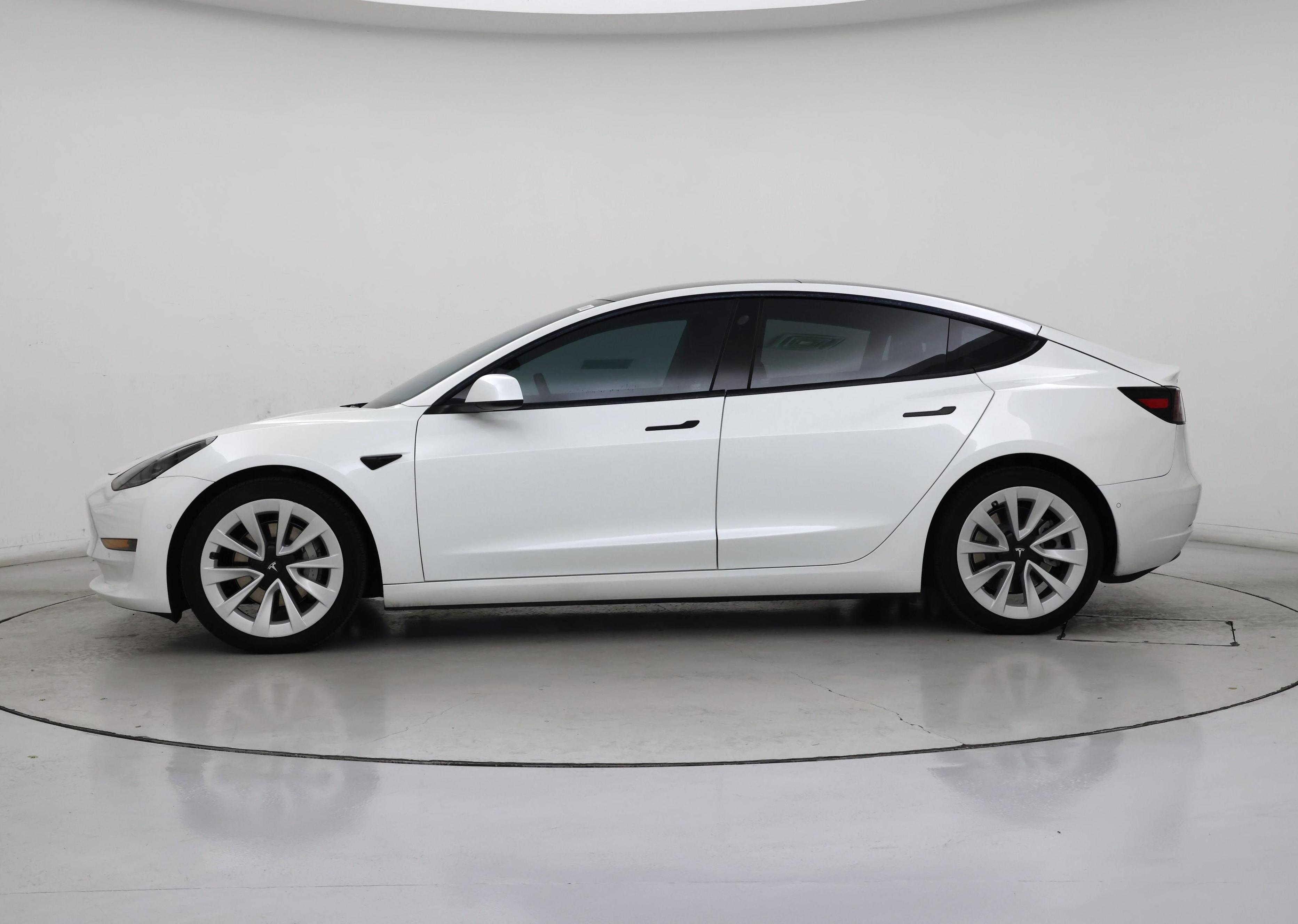 Thumbnail: 2021 Tesla Model 3 - 3