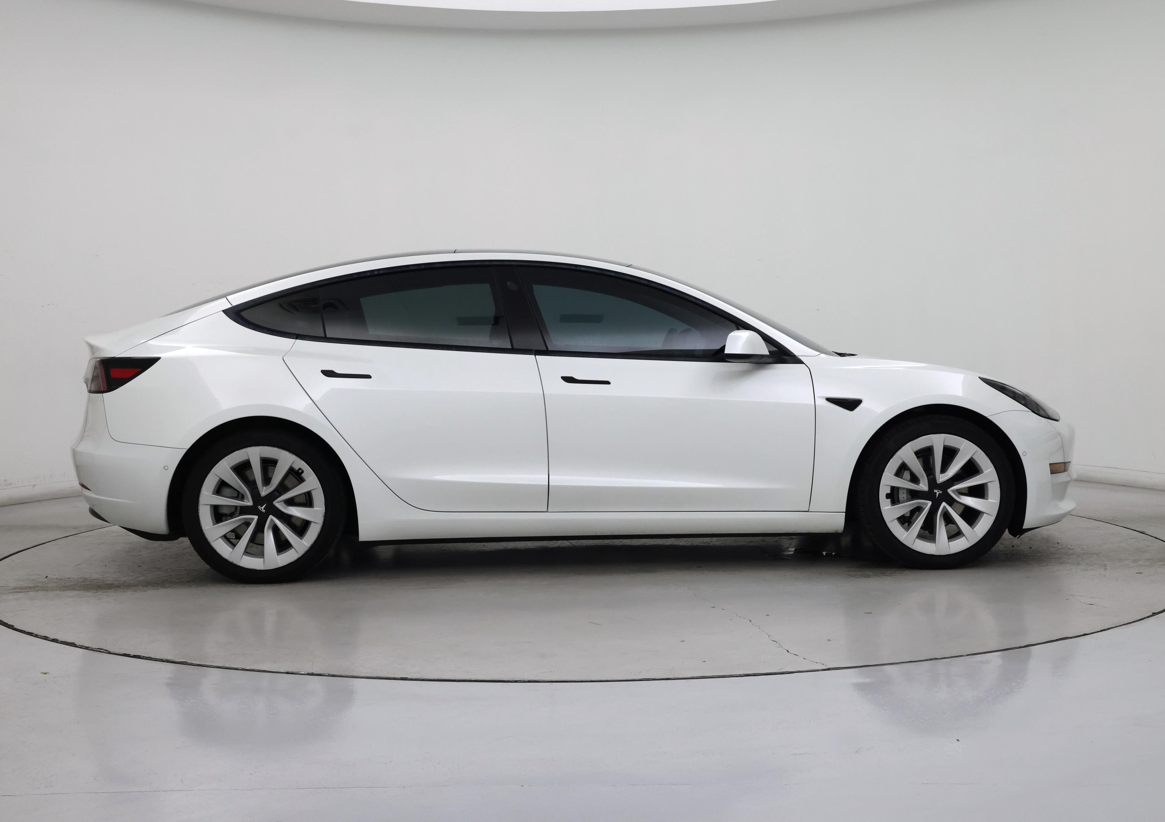 Thumbnail: 2021 Tesla Model 3 - 7
