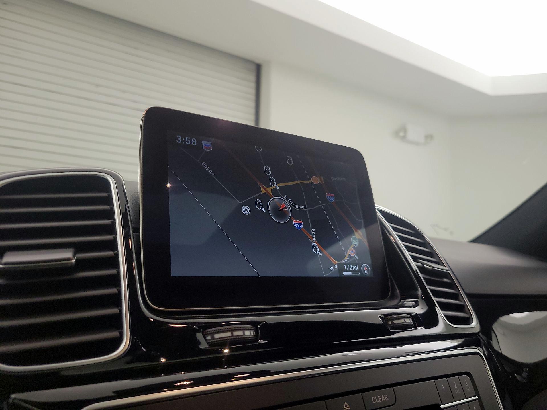Thumbnail: 2016 Mercedes-Benz GLE - 14