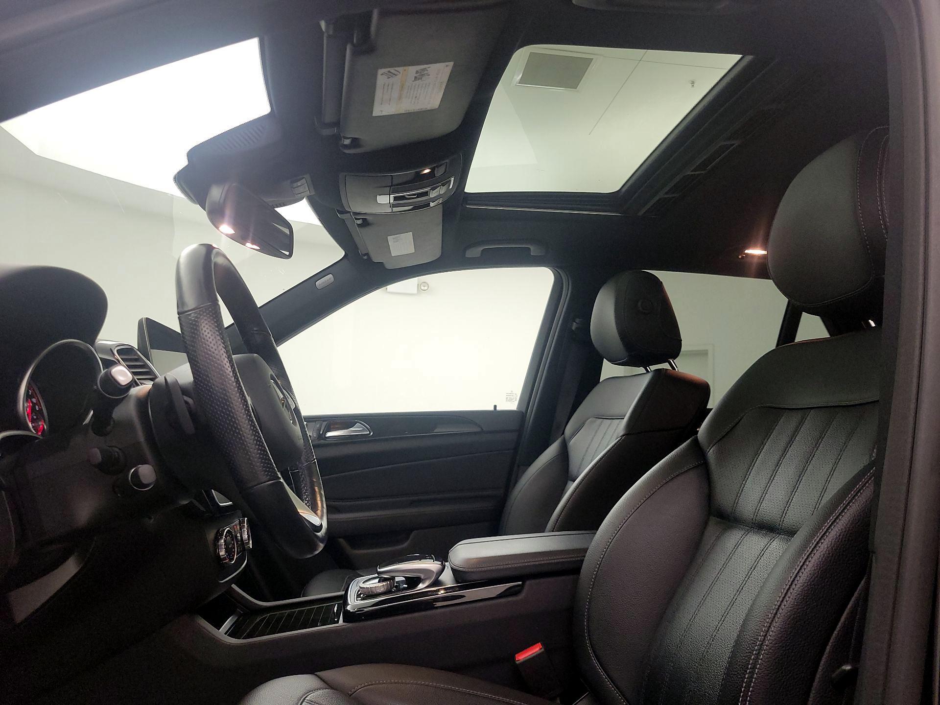 Thumbnail: 2016 Mercedes-Benz GLE - 20