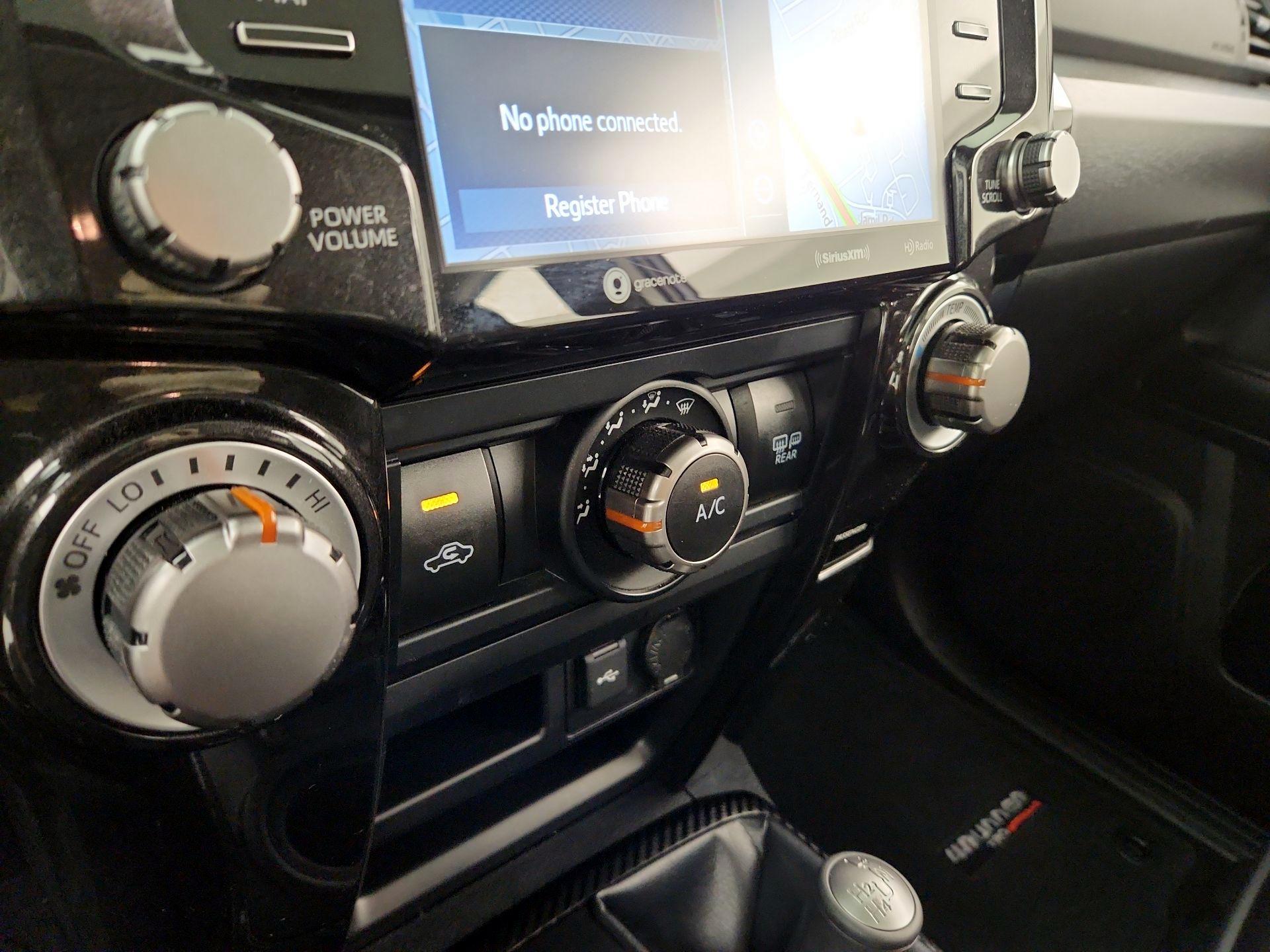 Thumbnail: 2024 Toyota 4Runner - 17