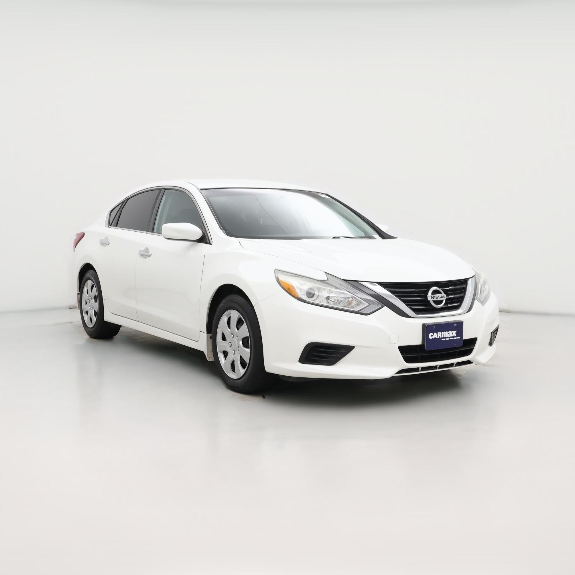 Thumbnail: 2018 Nissan Altima - 1