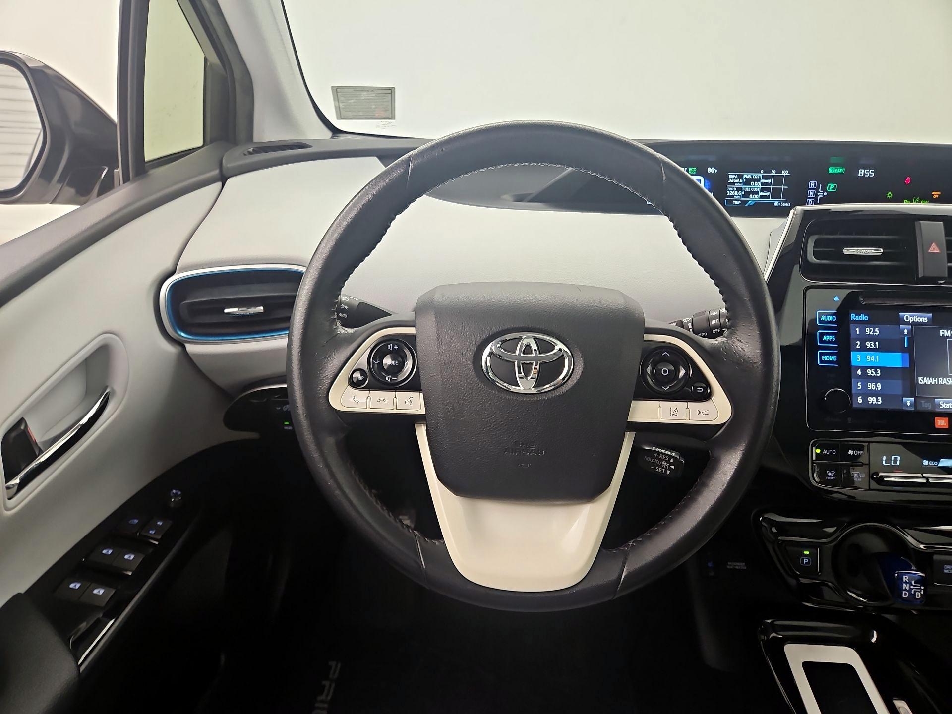 Thumbnail: 2016 Toyota Prius - 10