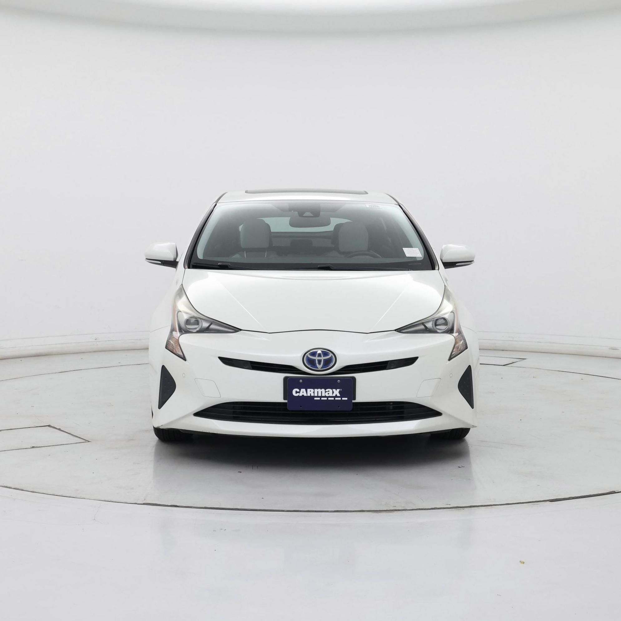 Thumbnail: 2016 Toyota Prius - 5