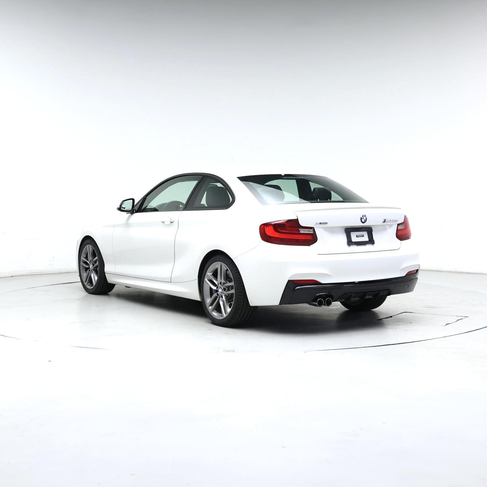 Thumbnail: 2015 BMW 2 Series - 2