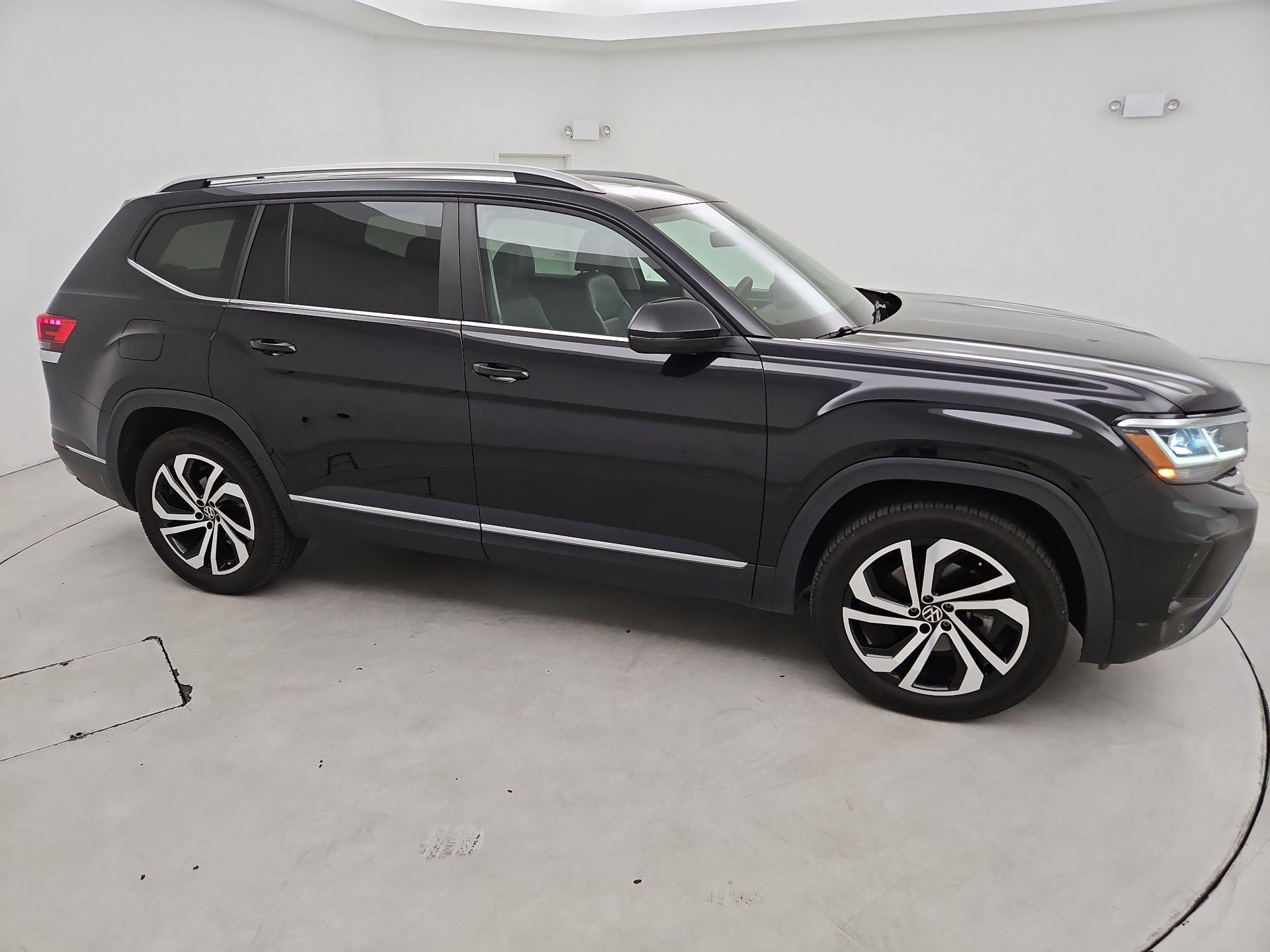 Thumbnail: 2022 Volkswagen Atlas - 4