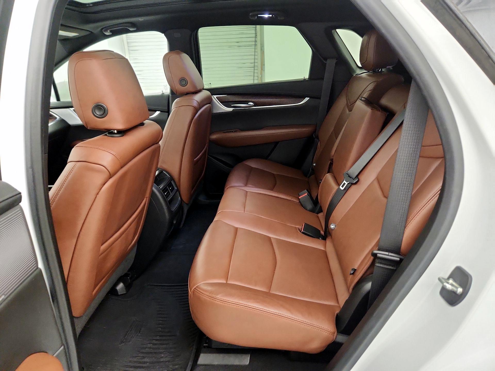 Thumbnail: 2020 Cadillac XT5 - 19