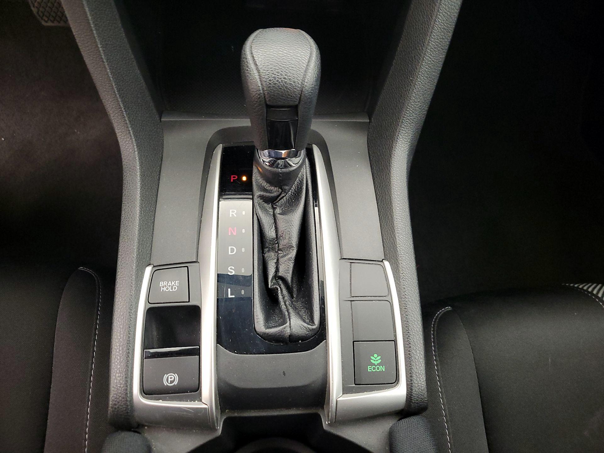Thumbnail: 2018 Honda Civic - 17