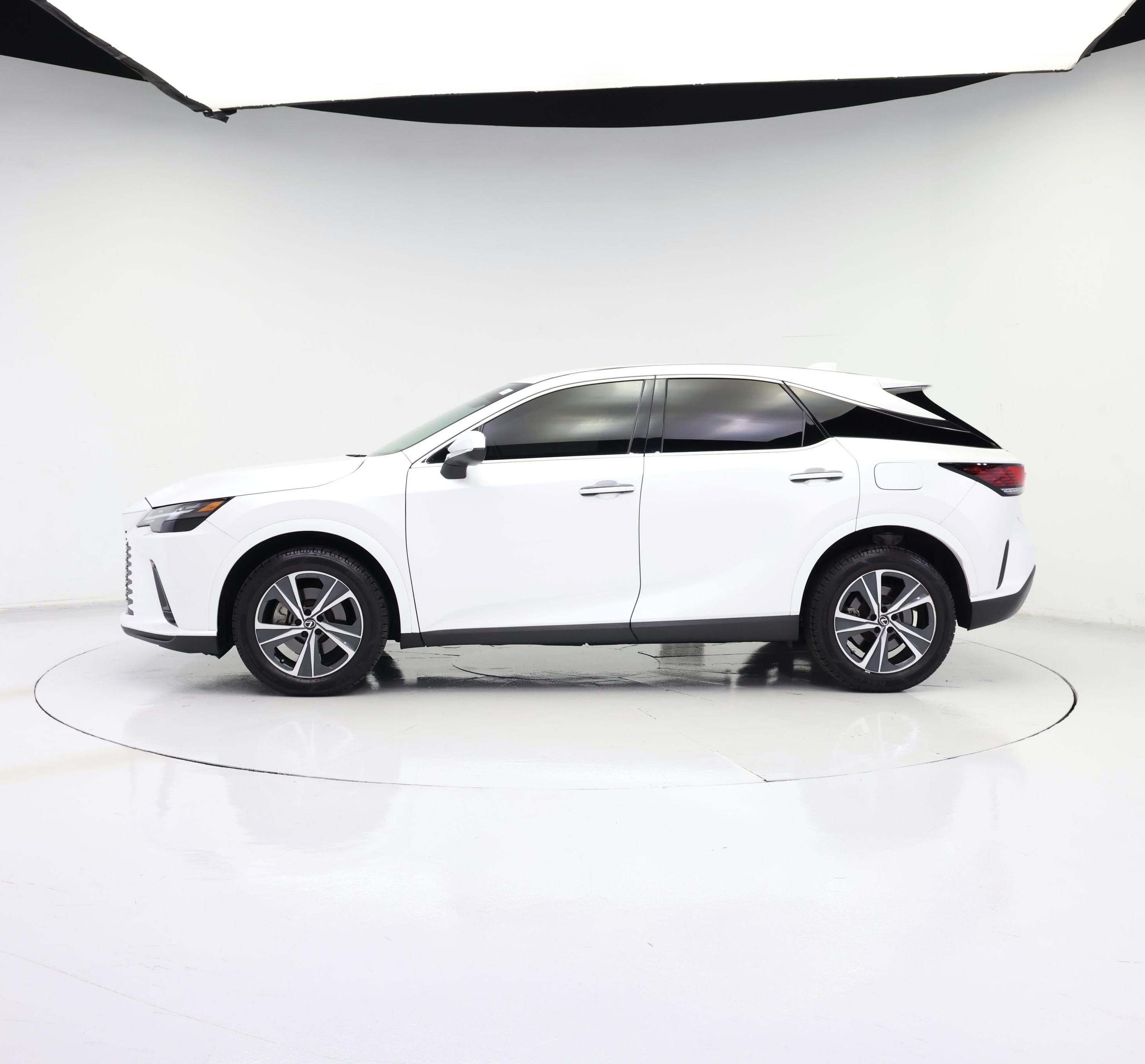 Thumbnail: 2023 Lexus RX - 3