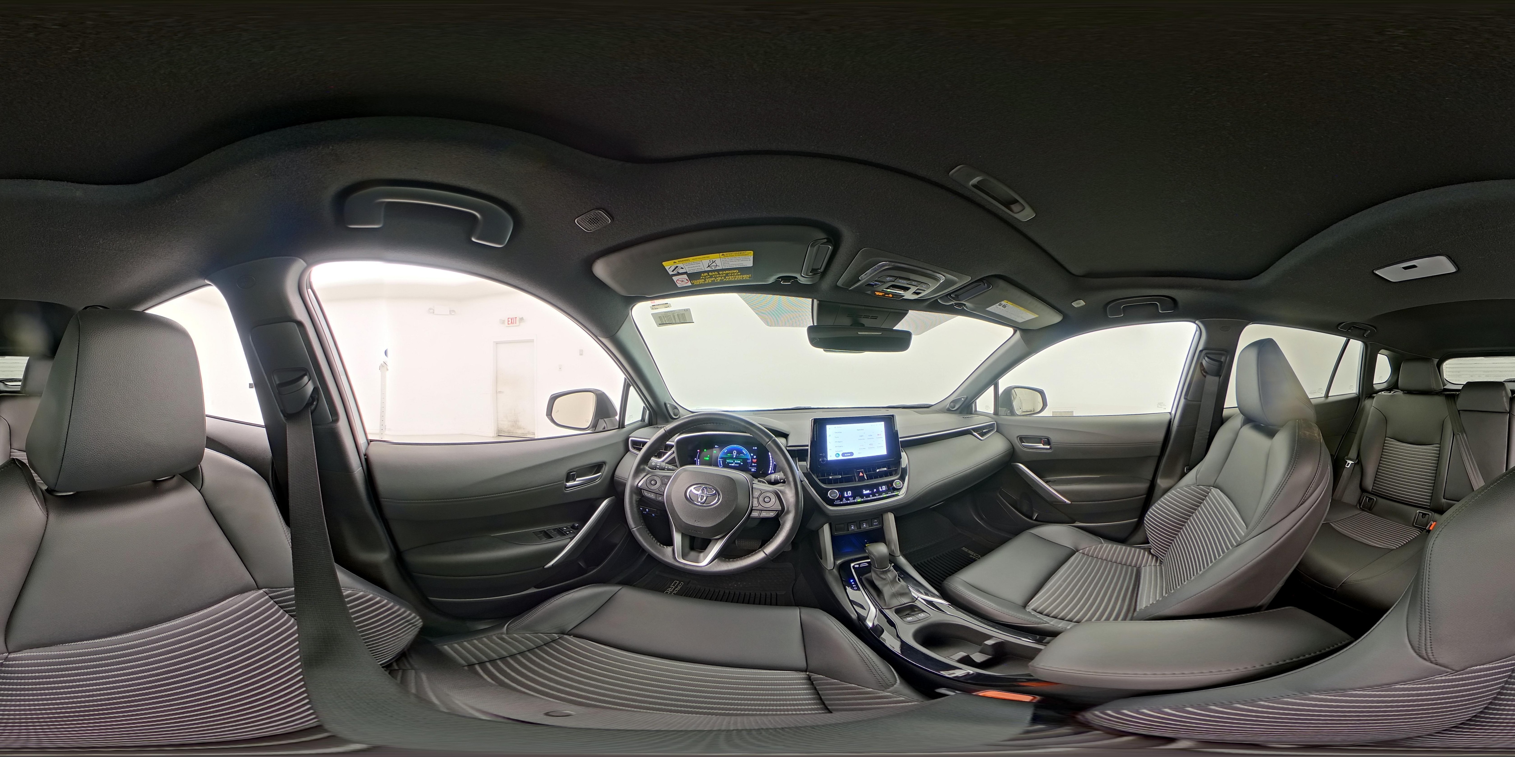 2023 Toyota Corolla Cross XSE - Photo 26