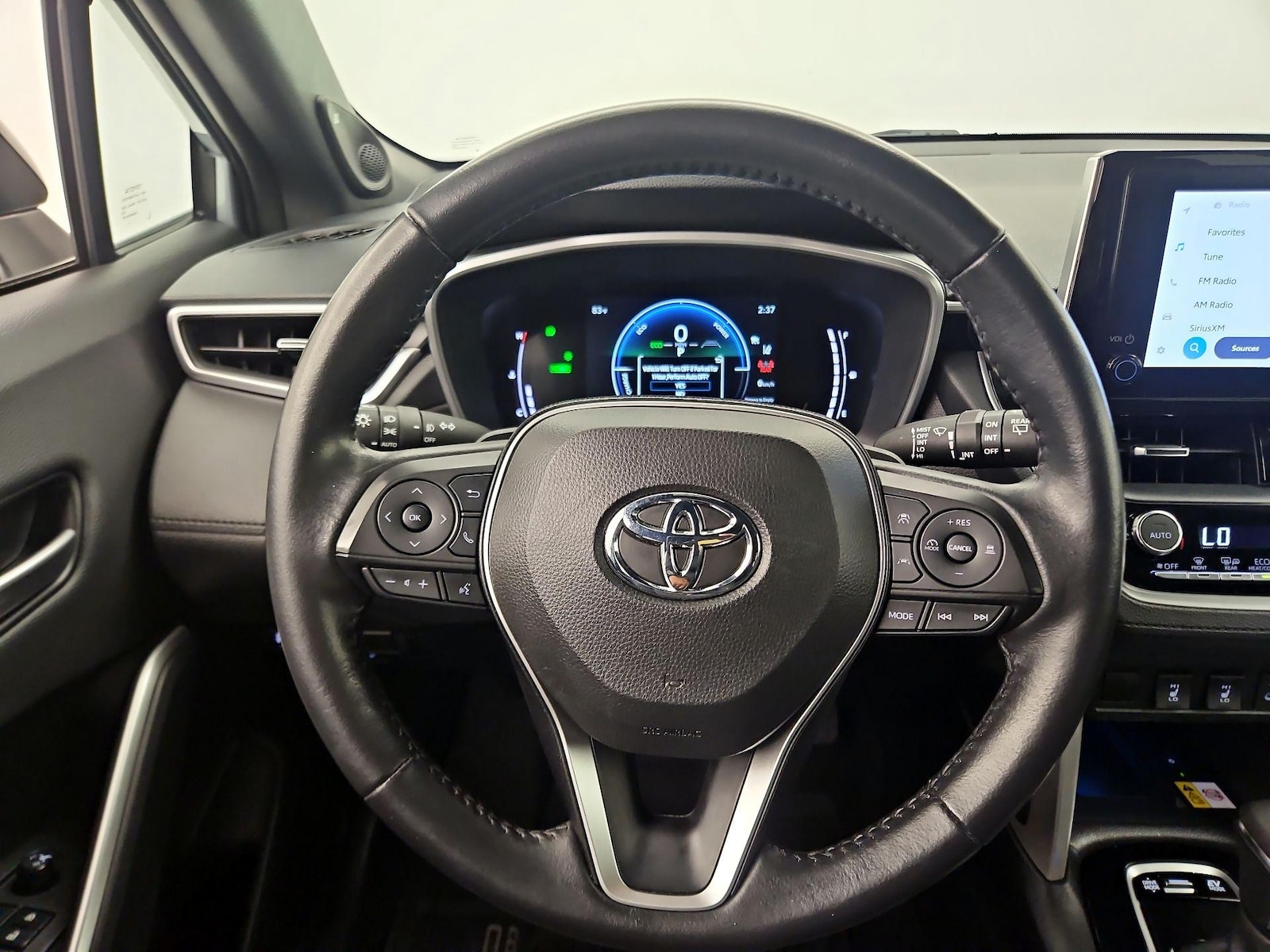 2023 Toyota Corolla Cross XSE - Photo 11