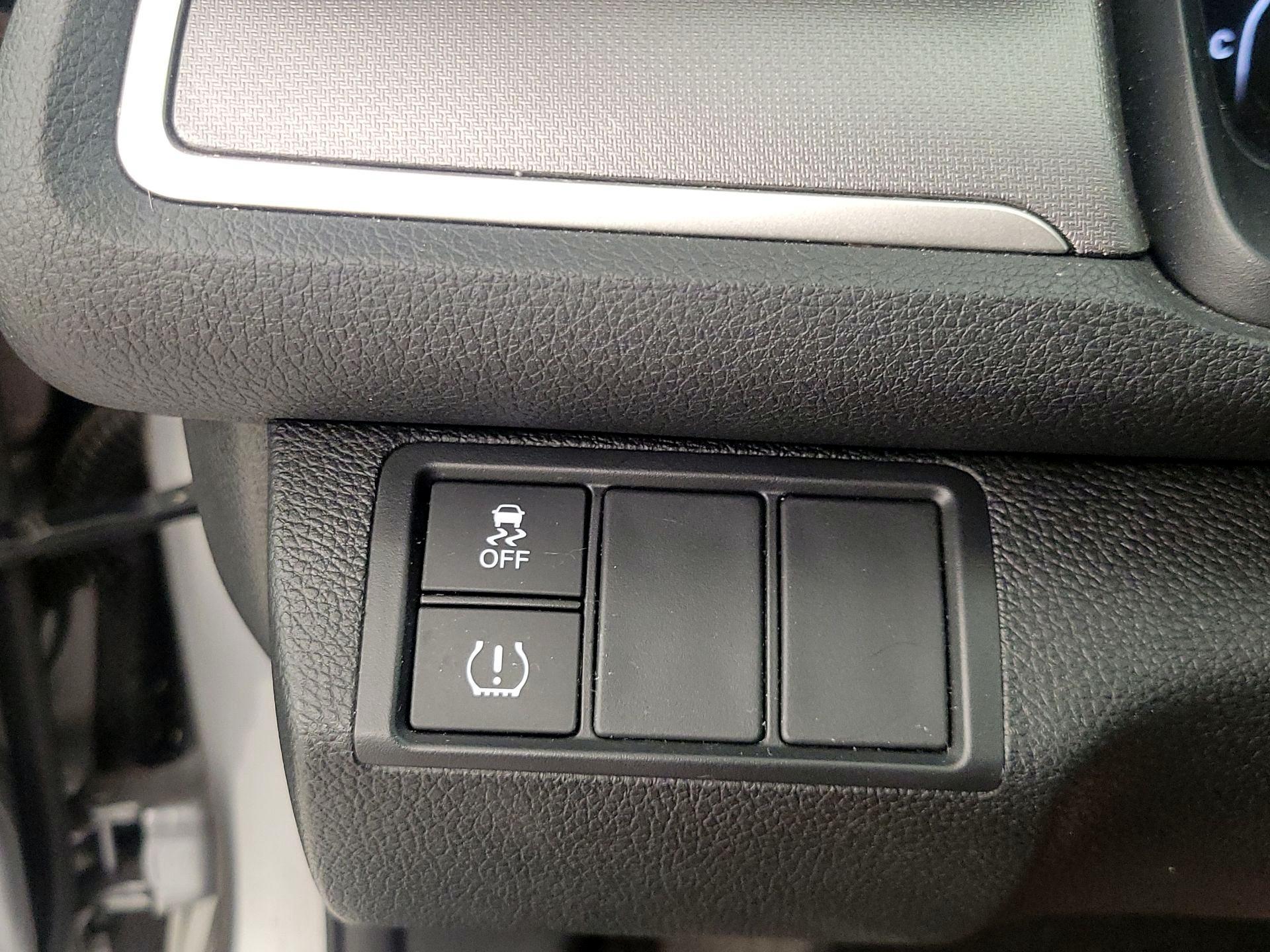 Thumbnail: 2016 Honda Civic - 13