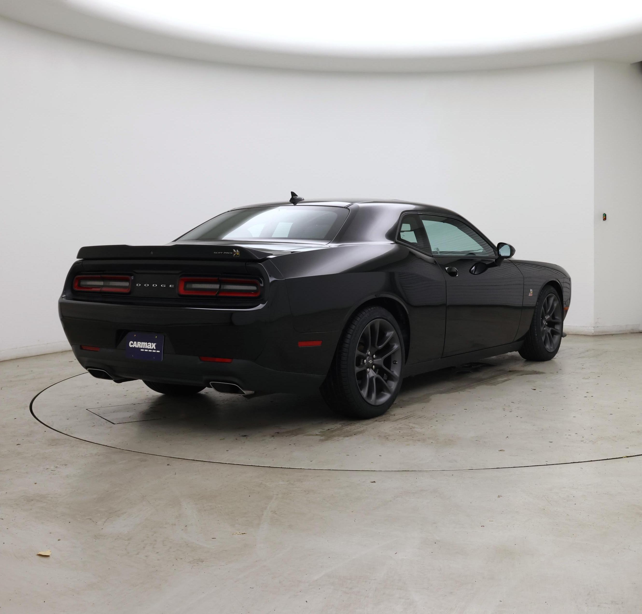 Thumbnail: 2020 Dodge Challenger - 8