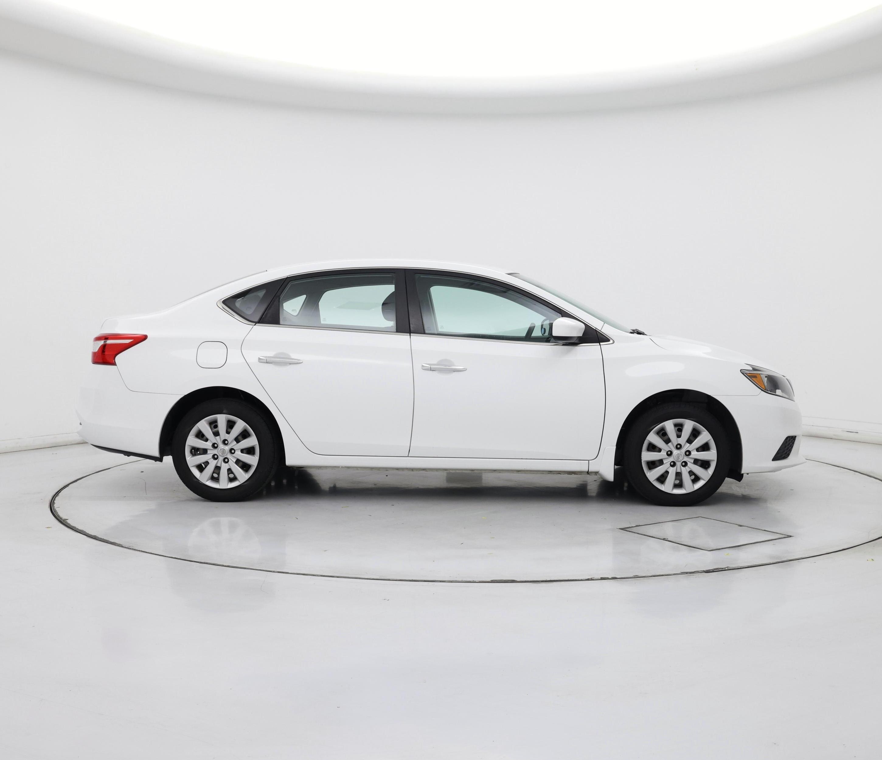 Thumbnail: 2017 Nissan Sentra - 7