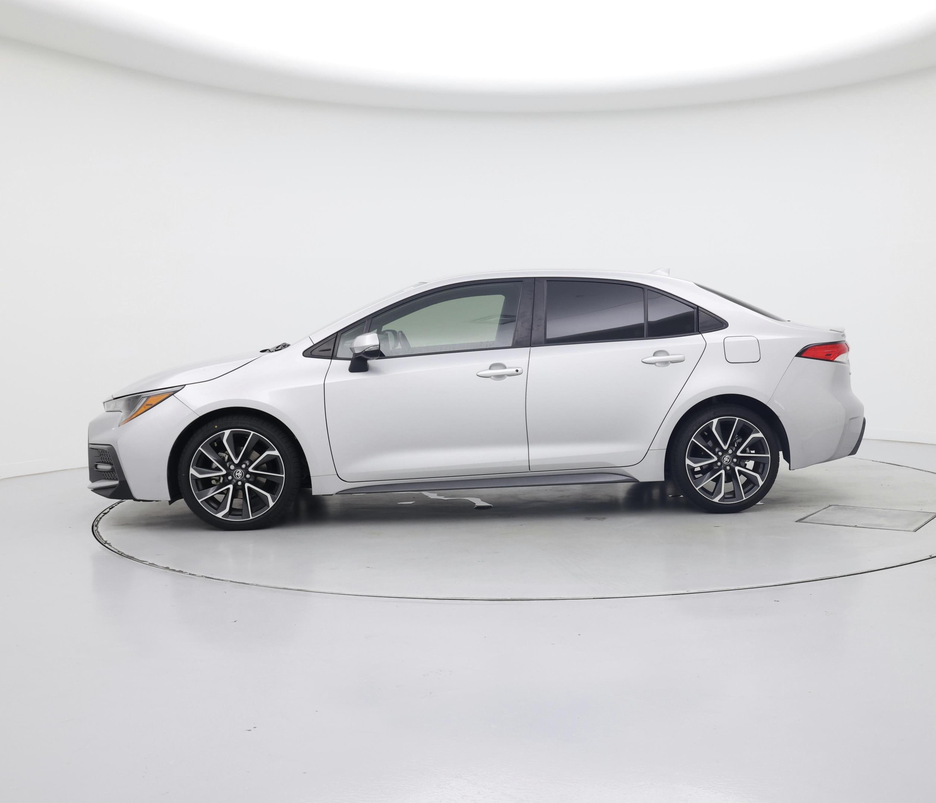 Thumbnail: 2022 Toyota Corolla - 3