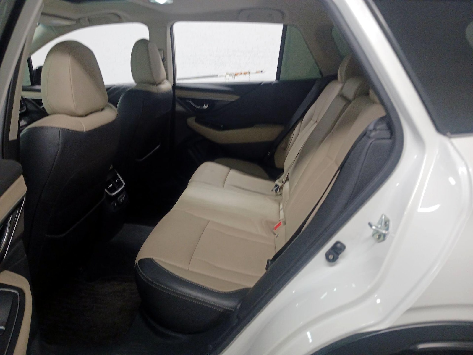 2022 Subaru Outback Limited - Photo 22