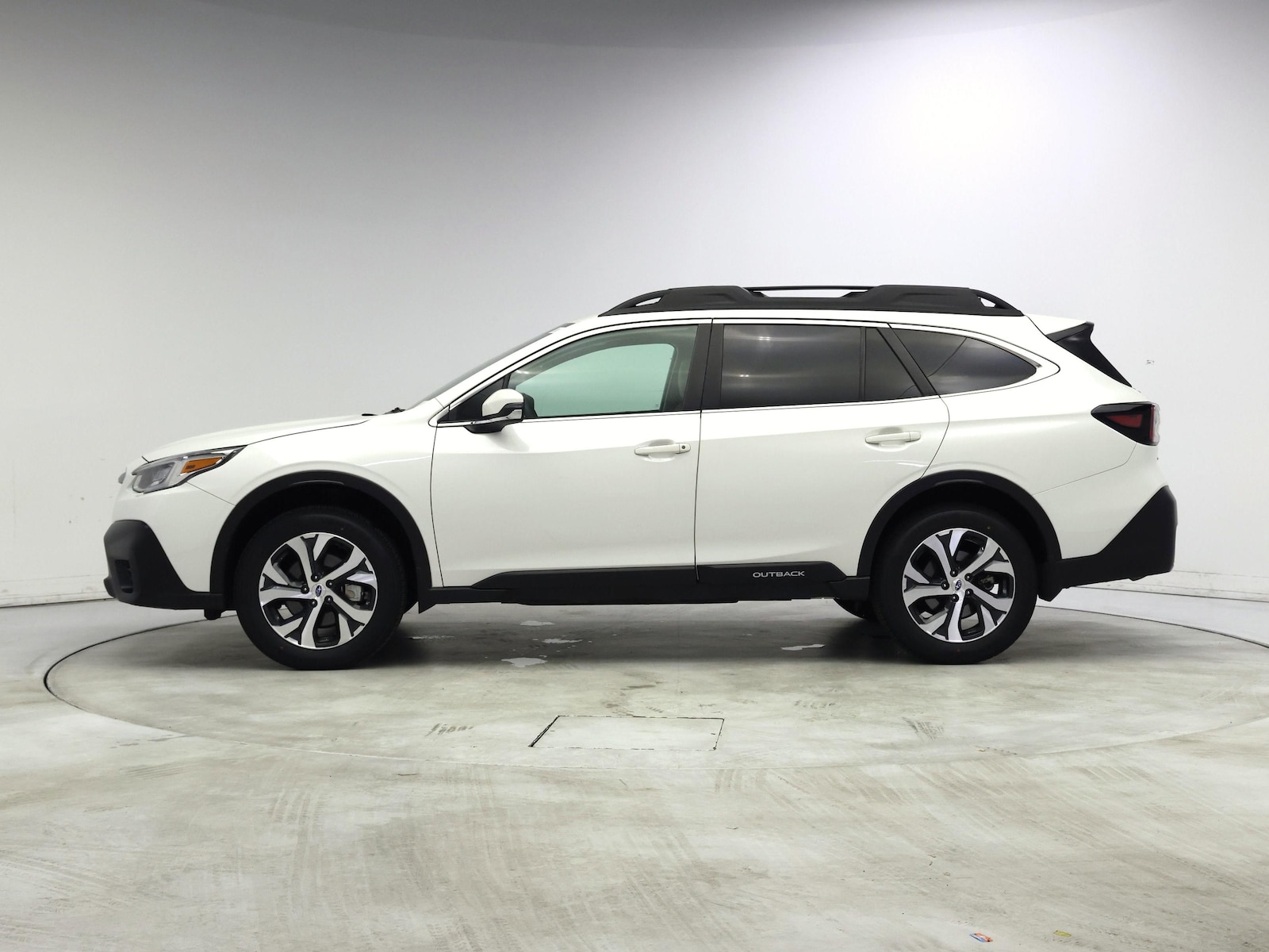 2022 Subaru Outback Limited - Photo 4
