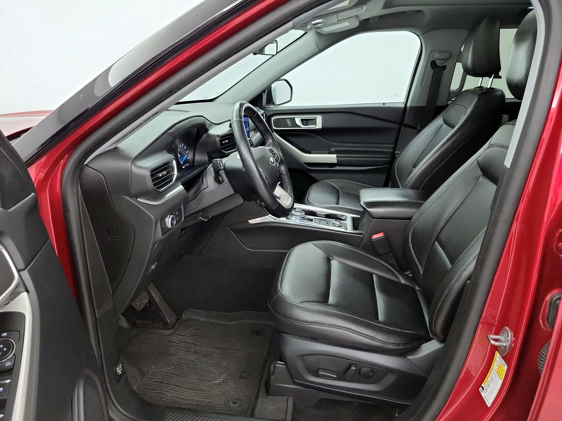 Thumbnail: 2021 Ford Explorer - 11