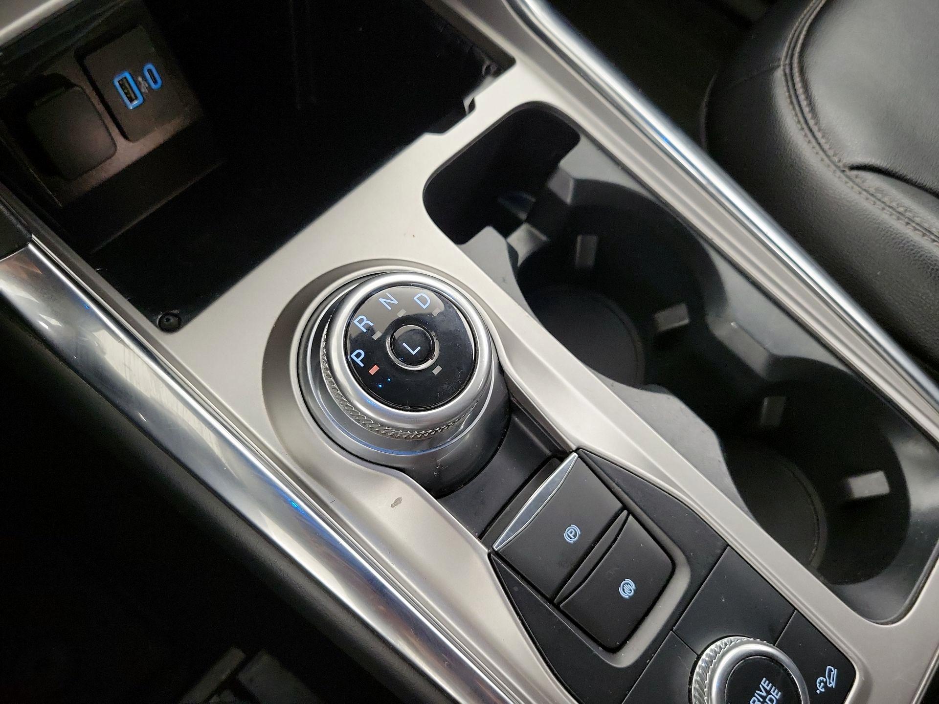Thumbnail: 2021 Ford Explorer - 18