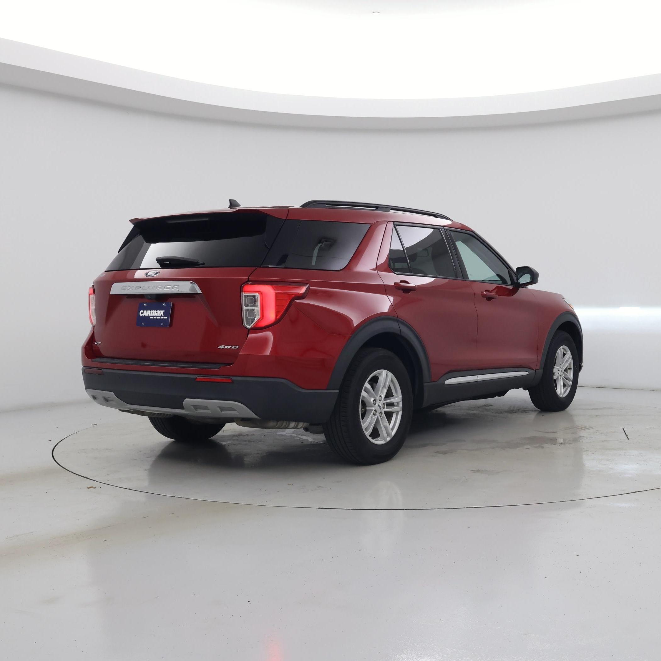 Thumbnail: 2021 Ford Explorer - 8