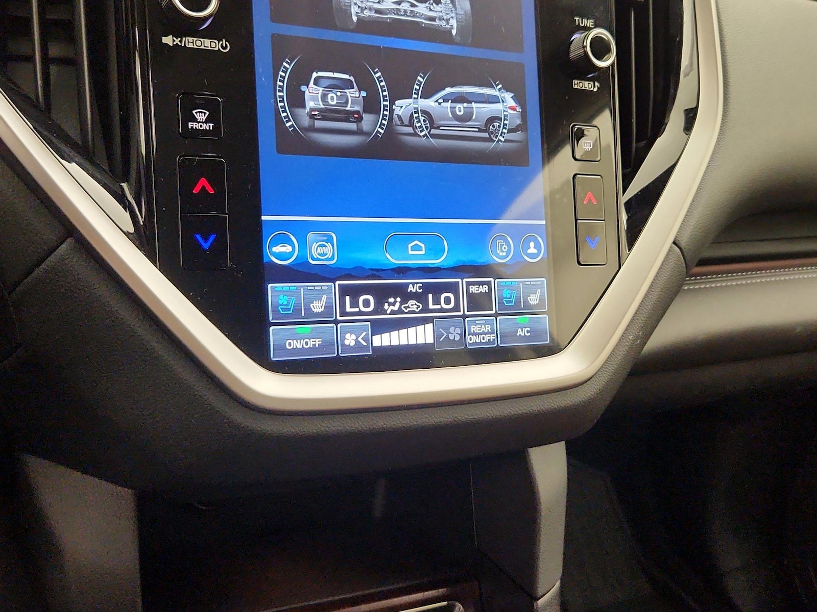 2024 Subaru Ascent Touring - Photo 18