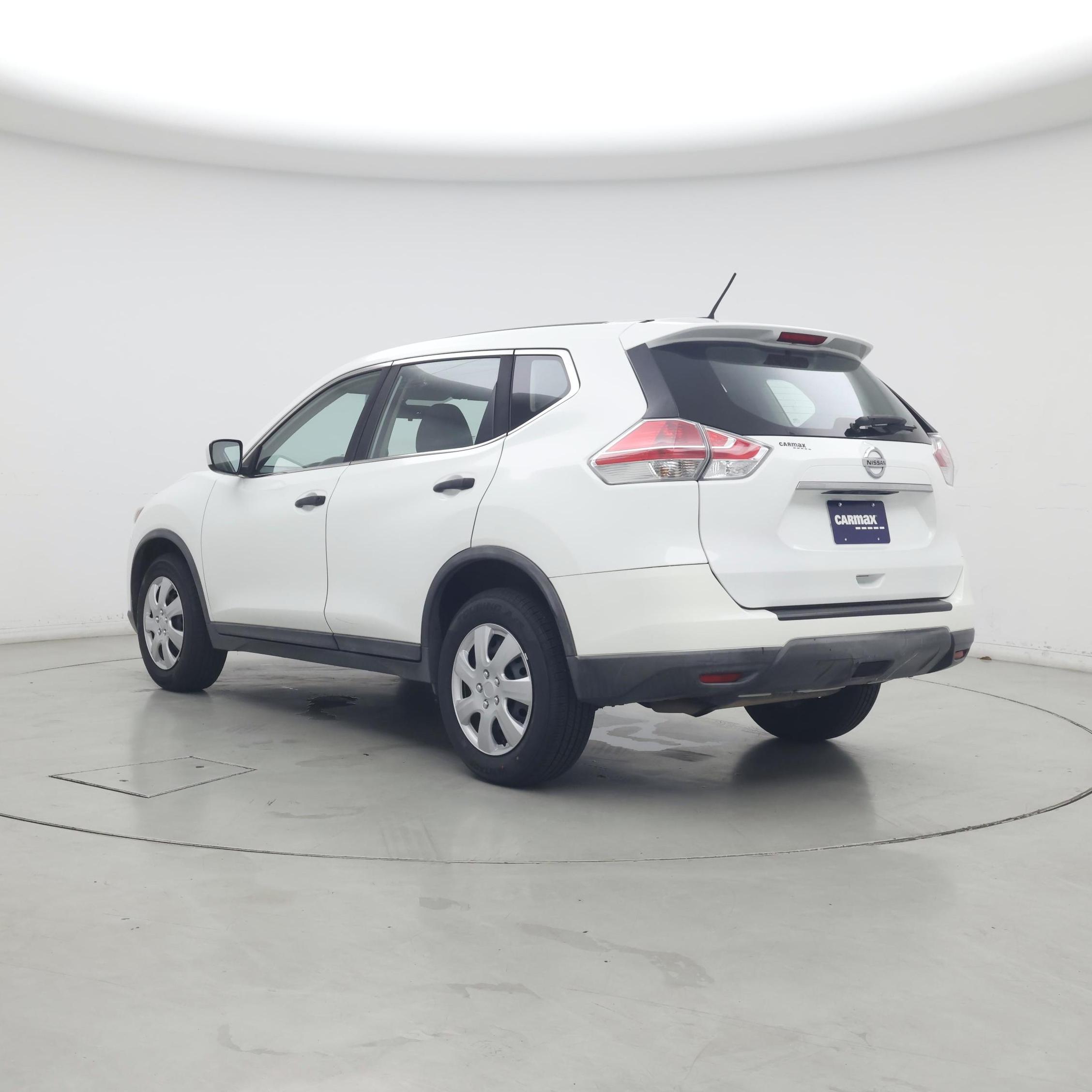 Thumbnail: 2016 Nissan Rogue - 2