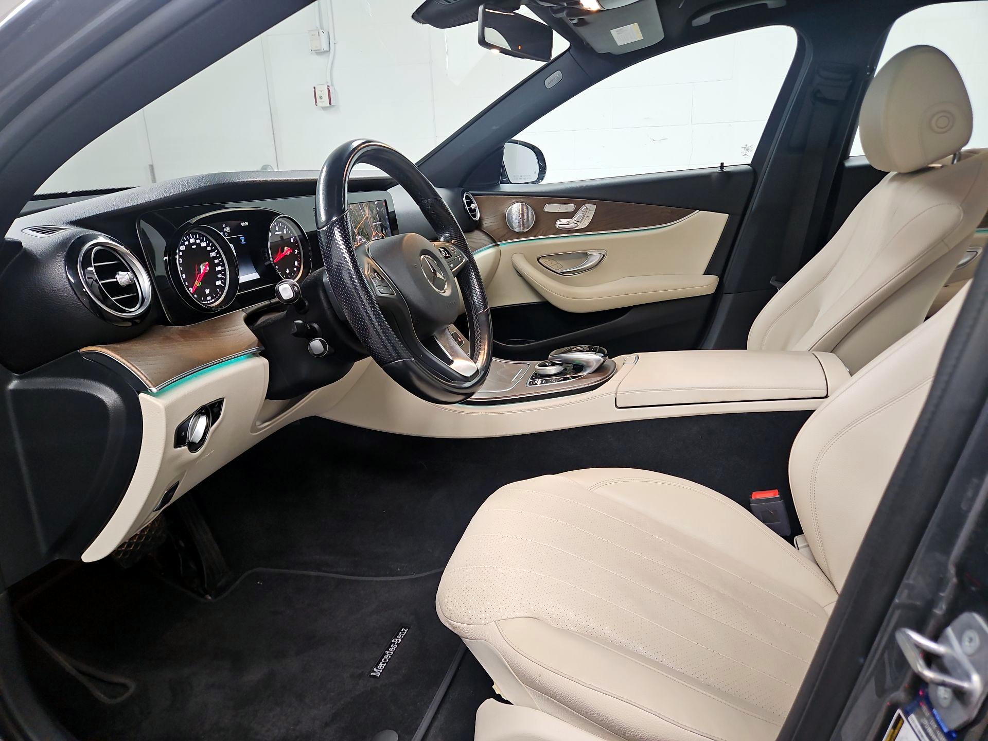 Thumbnail: 2018 Mercedes-Benz E-Class - 11