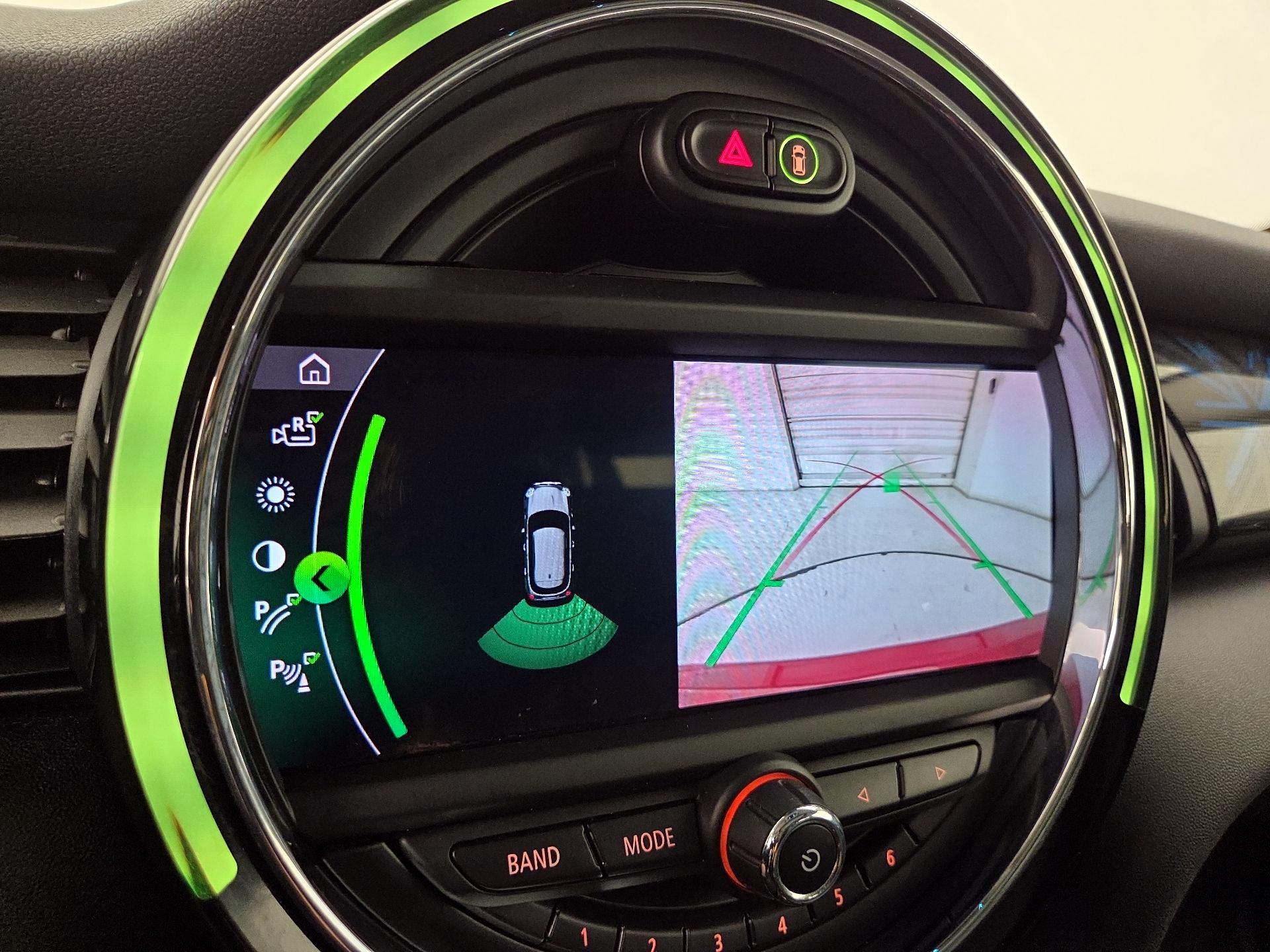 Thumbnail: 2020 MINI Cooper Hardtop - 14